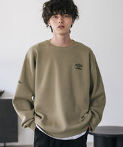 UMBRO アンブロ 別注コラボ オーバーサイズワンポイントロゴ刺繍クルーネックアクリルニットセーター 14945