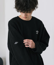 UMBRO アンブロ 別注コラボ オーバーサイズワンポイントロゴ刺繍クルーネックアクリルニットセーター 14945
