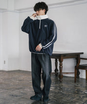 UMBRO 別注コラボオーバーサイズワンポイントロゴ刺繍サイドラインハーフジップフリース 14946