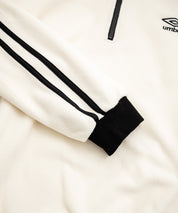 UMBRO 別注コラボオーバーサイズワンポイントロゴ刺繍サイドラインハーフジップフリース 14946