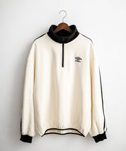 UMBRO 別注コラボオーバーサイズワンポイントロゴ刺繍サイドラインハーフジップフリース 14946