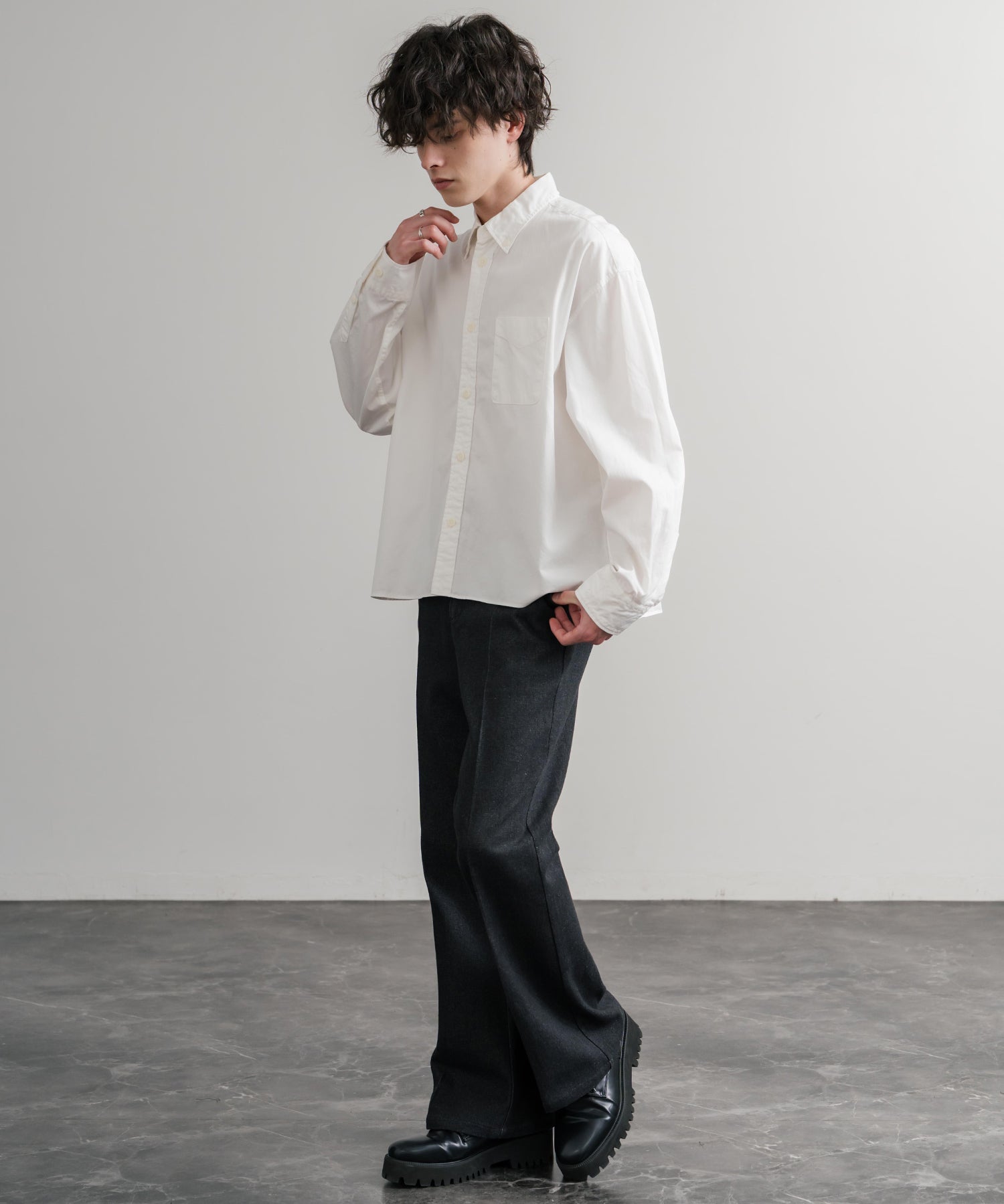 Upscape Audience 日本製/国産遠州7オンスチノクロスボタンダウンボクシークロップド長袖シャツ AUD6666 14961