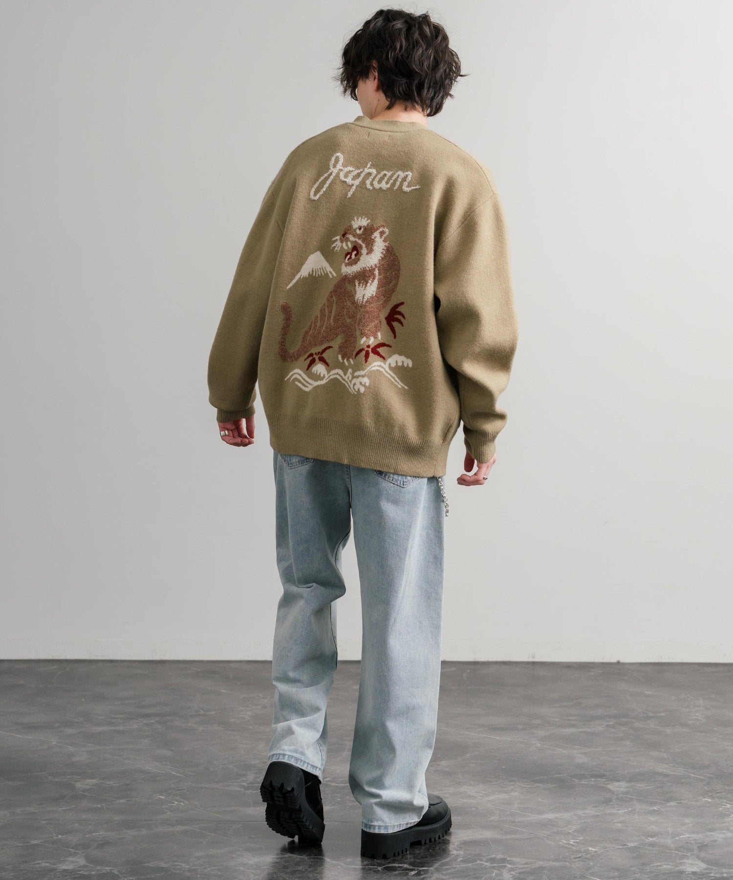 KRIFF MAYER クリフメイヤー もちのび虎刺繍Vネックニットカーディガン