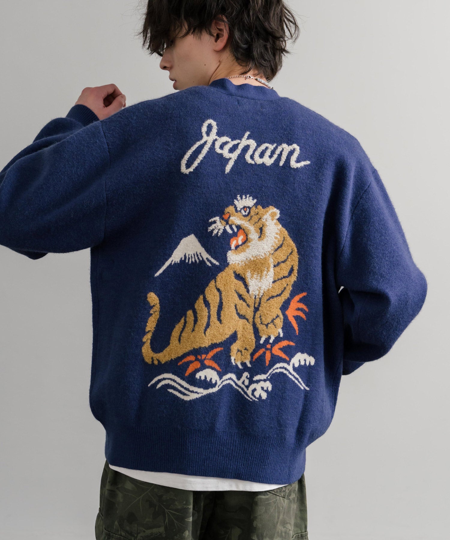 KRIFF MAYER クリフメイヤー もちのび虎刺繍Vネックニットカーディガン 2523100 14964