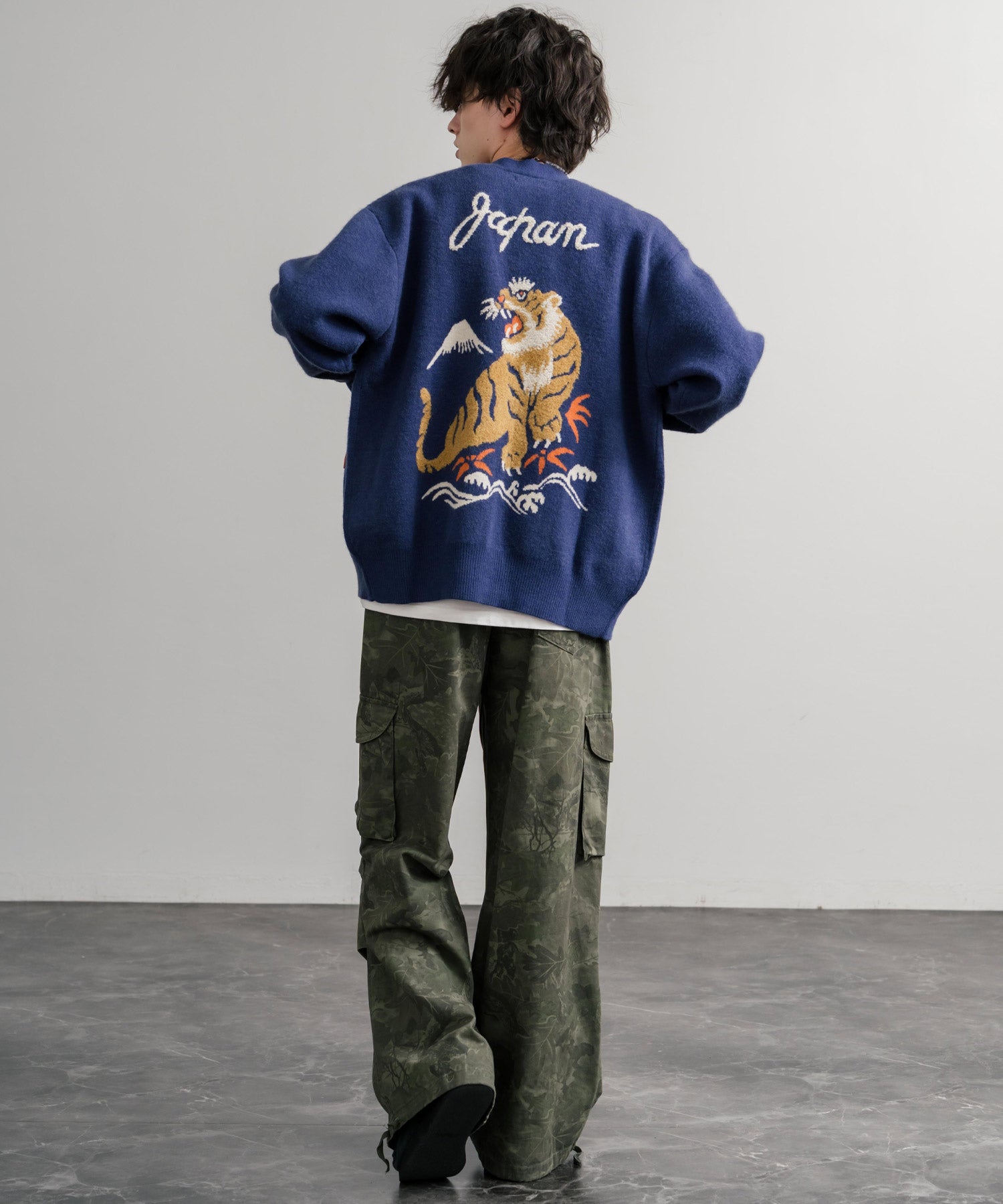 KRIFF MAYER クリフメイヤー もちのび虎刺繍Vネックニットカーディガン 2523100 14964