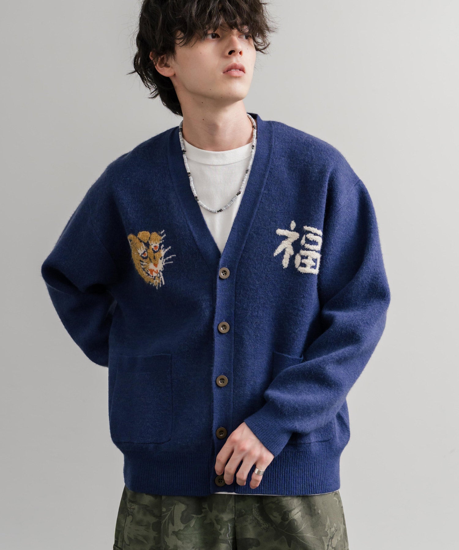 KRIFF MAYER クリフメイヤー もちのび虎刺繍Vネックニットカーディガン 2523100 14964