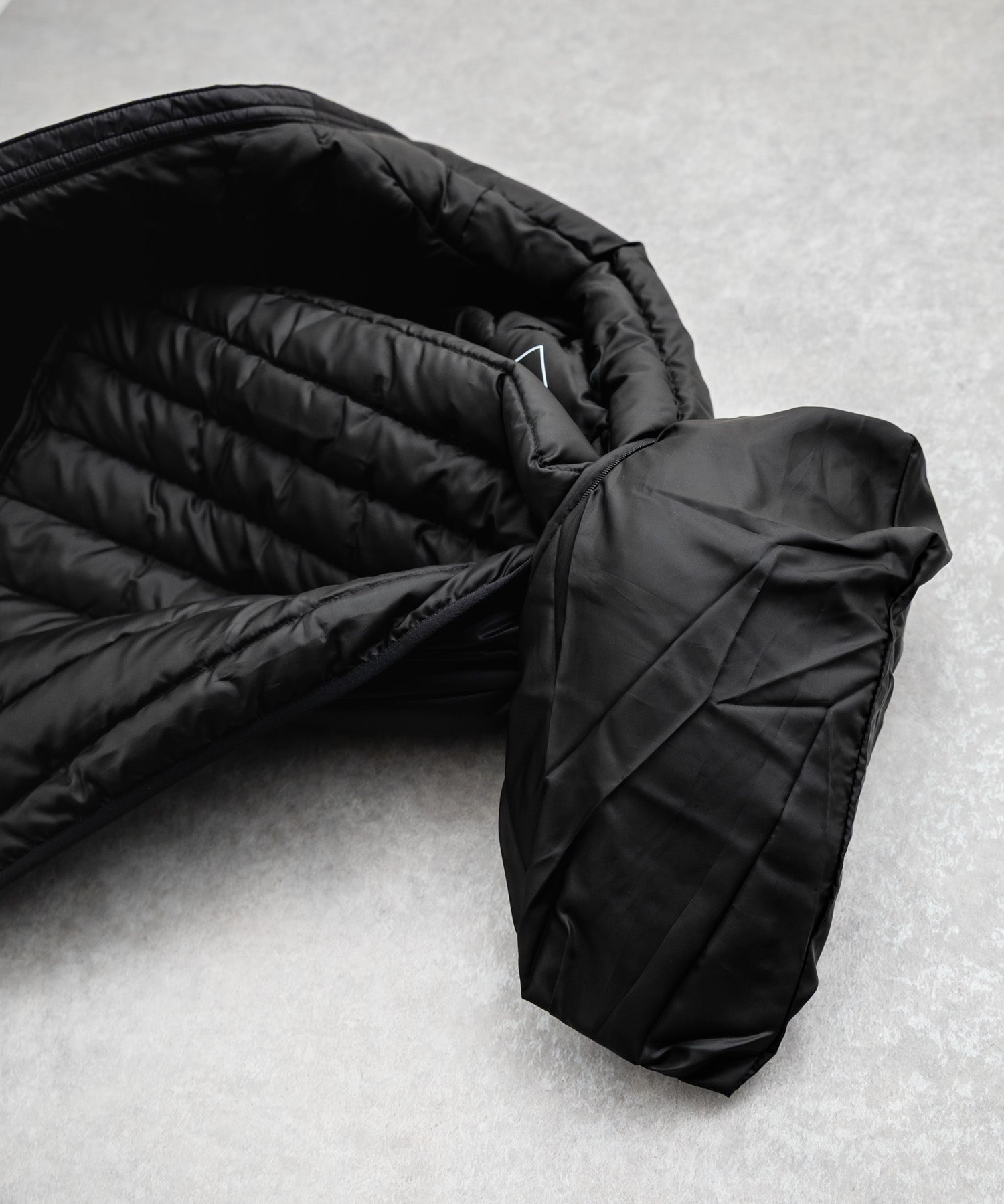THE NORTH FACE TERRA PEAK HOODIE ポケッタブル薄中綿ナイロンフーディジャケット 16624