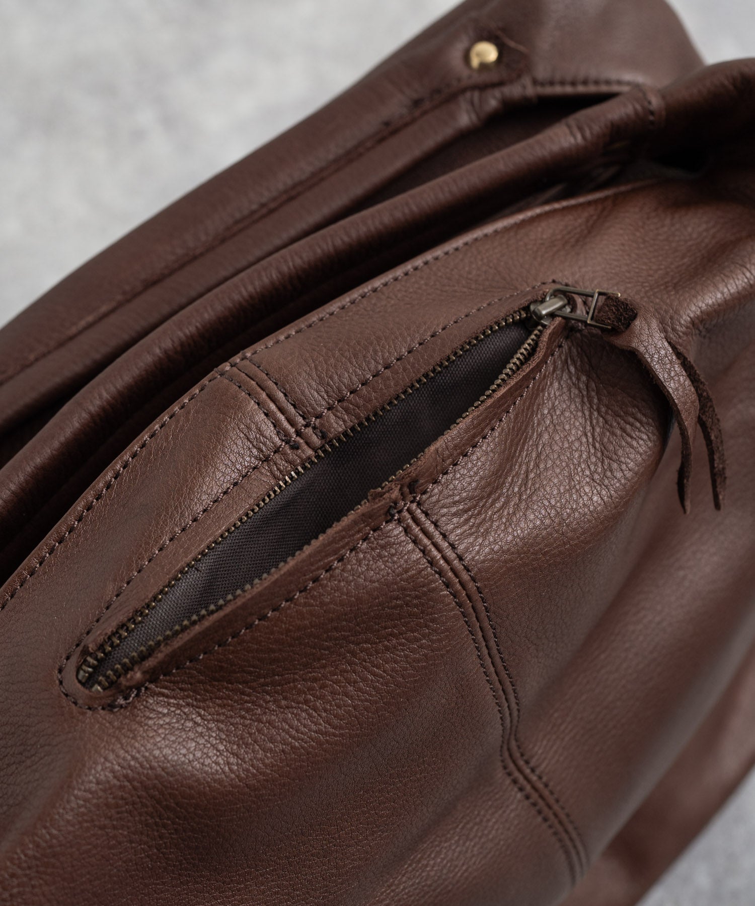 Butler Verner Sails バトラーバーナーセイルズ 日本製 国産オイルレザーエディターズショルダー2nd JA-2128 7834