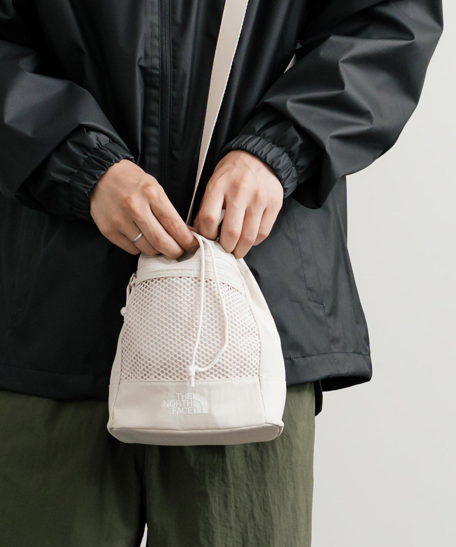 新色追加 日本未展開モデル THE NORTH FACE ザ・ノースフェイス WHITE LABEL LINDEN MESH BUCKET BAG MINI 2WAYバケットバッグミニ 韓国限定 15051