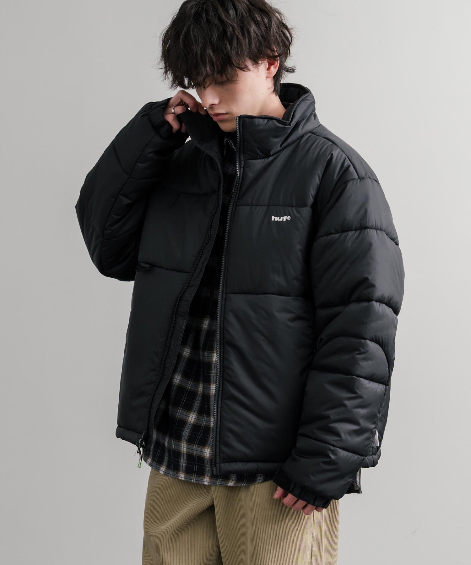 HUF ハフ SEQUOIA PUFFER JACKET REALTREE SEQUOIA PUFFER オーバーサイズワンポイントロゴ中綿ジャケット 15056