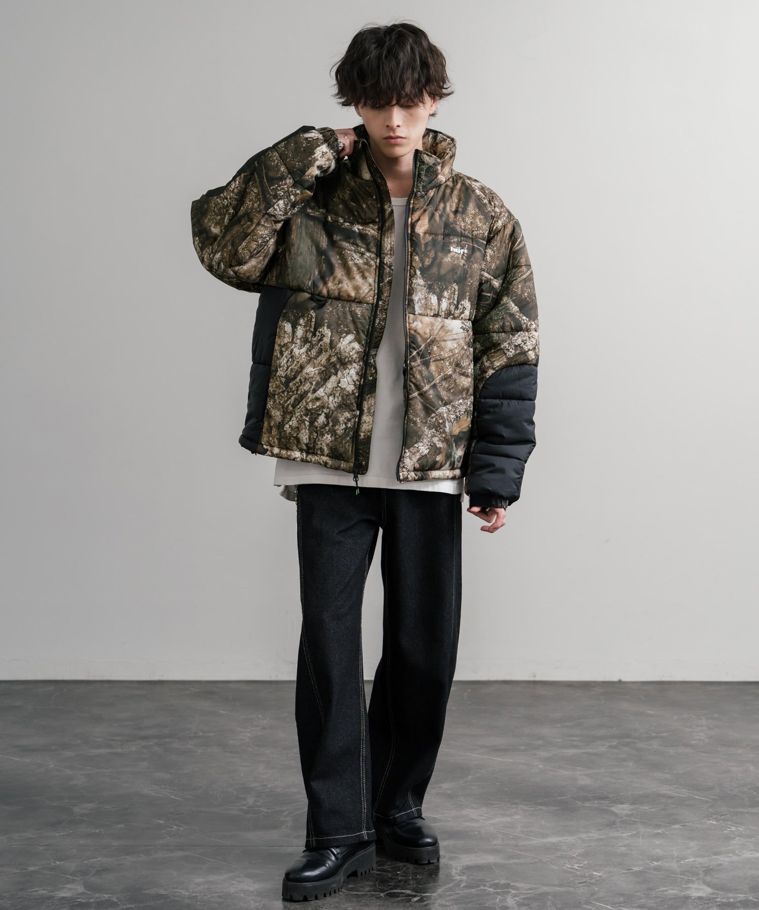 HUF ハフ SEQUOIA PUFFER JACKET REALTREE SEQUOIA PUFFER オーバーサイズワンポイントロゴ中綿ジャケット 15056