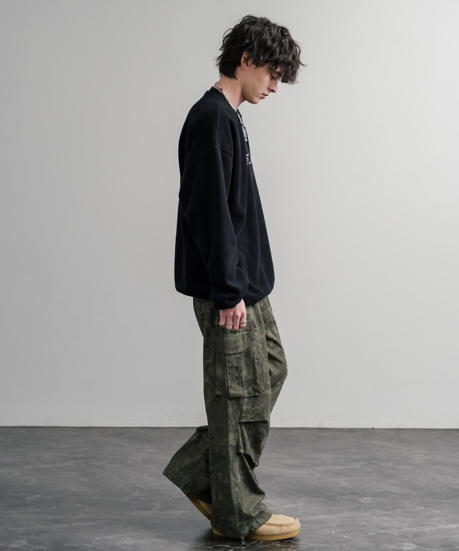 HUF ハフ H DOT POLAR FLEECE CREWNECK オーバーサイズポーラーフリースプルオーバートレーナー 15057