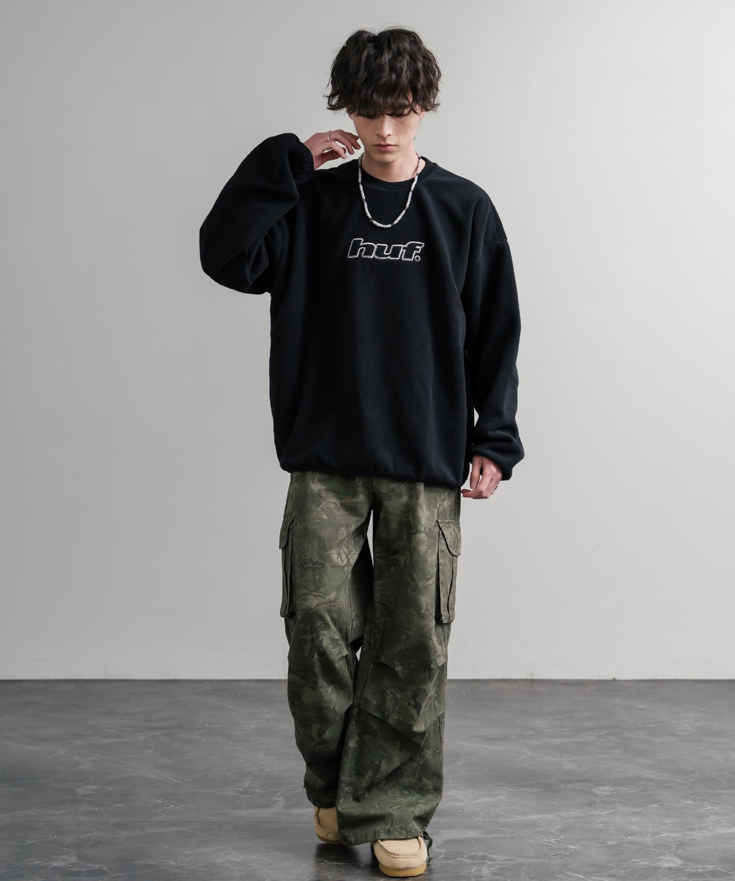 HUF ハフ H DOT POLAR FLEECE CREWNECK オーバーサイズポーラーフリースプルオーバートレーナー 15057