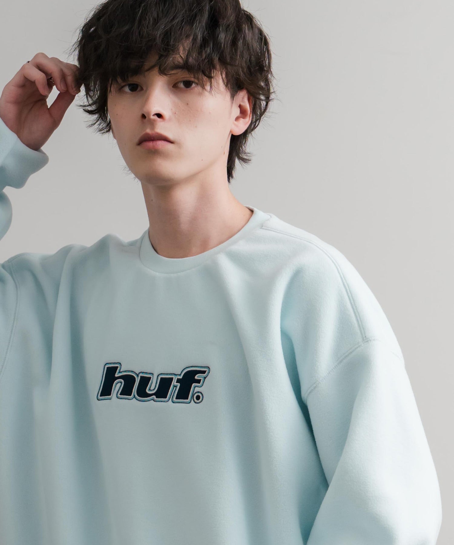 HUF ハフ H DOT POLAR FLEECE CREWNECK オーバーサイズポーラーフリースプルオーバートレーナー 15057