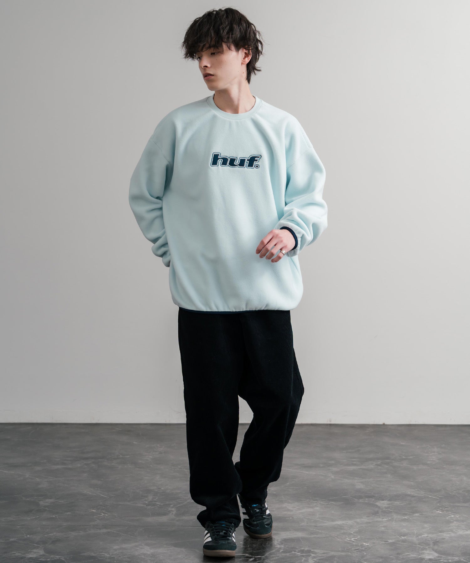 HUF ハフ H DOT POLAR FLEECE CREWNECK オーバーサイズポーラーフリースプルオーバートレーナー 15057