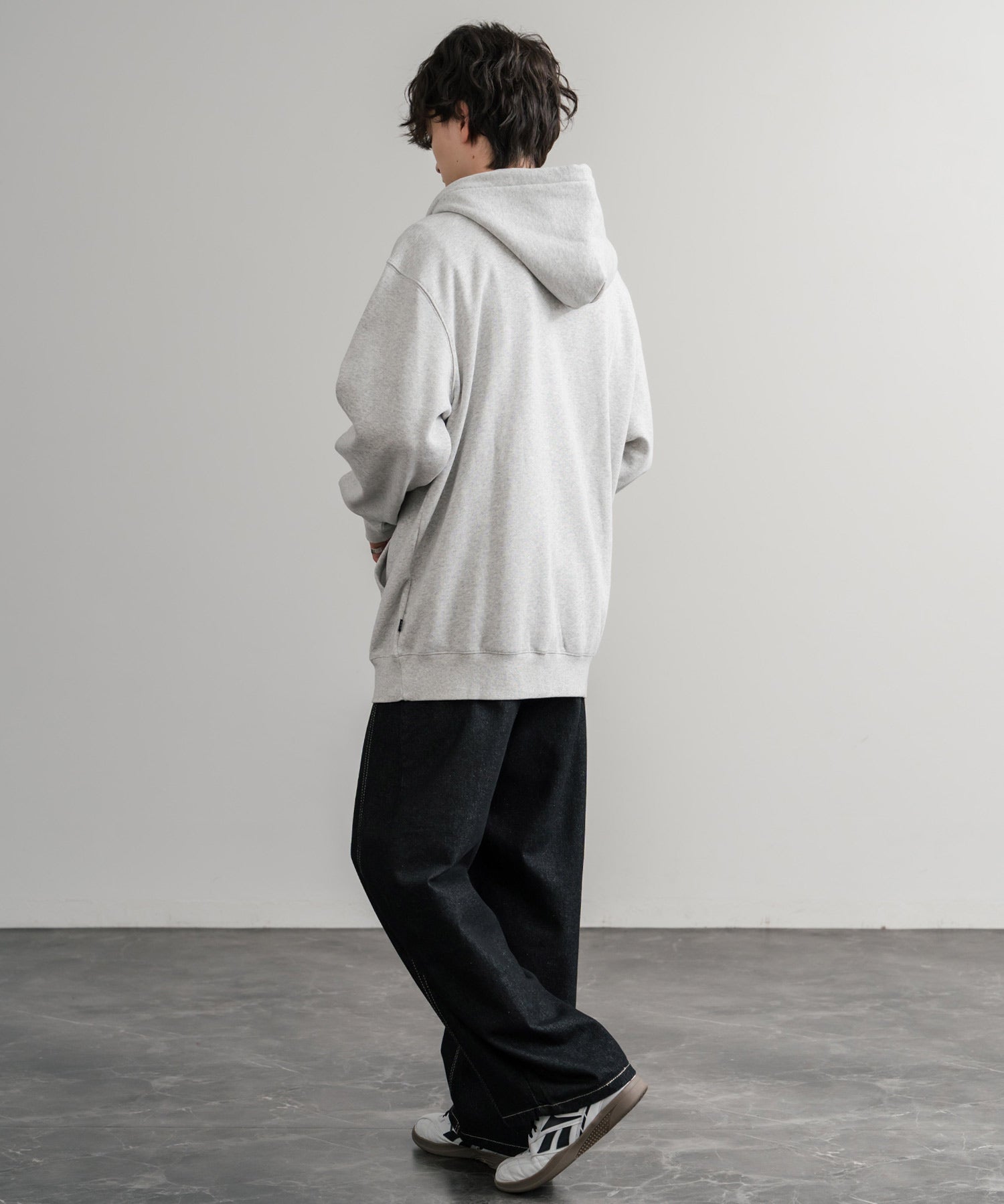 HUF ハフ ALL CAPS F/Z HOODIE オーバーサイズ裏起毛ワンポイントロゴ刺繍フルジップパーカー 15058