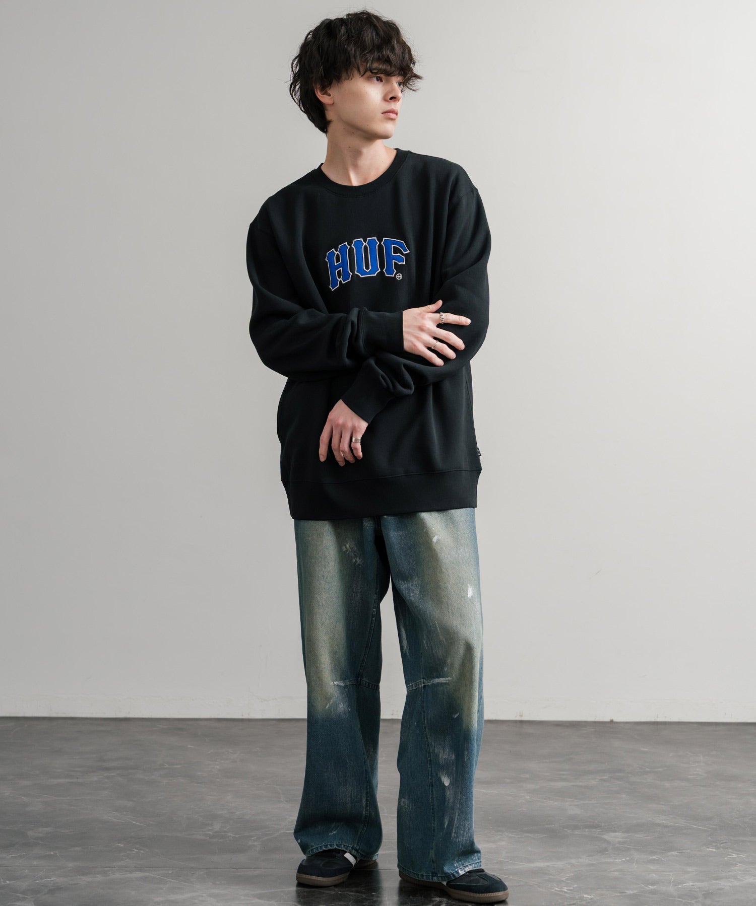 HUF ハフ ARCH APPLIQUE CREWNECK オーバーサイズ裏起毛アーチロゴアップリケ刺繍スウェットトレーナー 15059