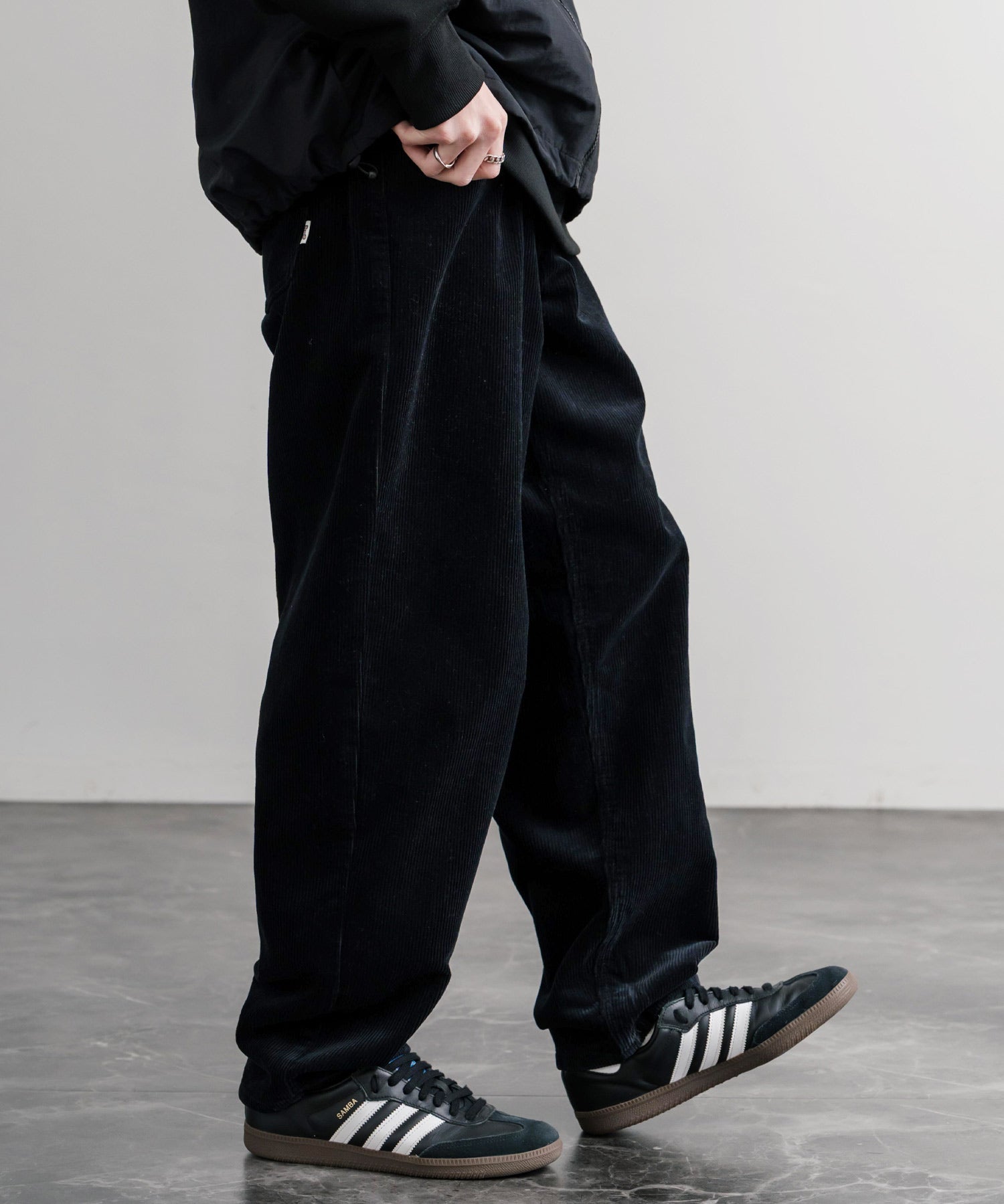 HUF ハフ CROMER CORDUROY PANT ワンポイントロゴ刺繍入りコーデュロイテーパードワイドパンツ 15060