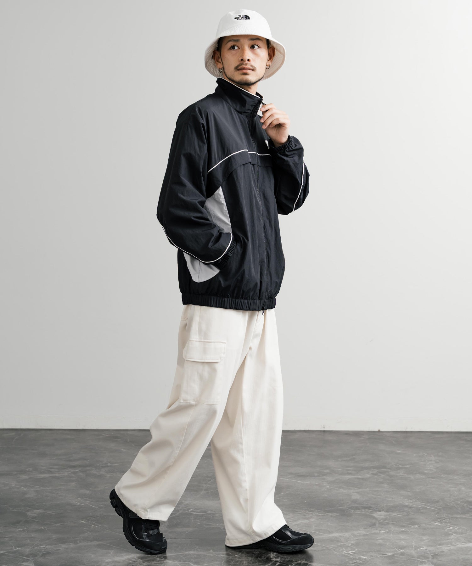 日本未展開モデル THE NORTH FACE ザ・ノースフェイス WHITE LABEL ホワイトレーベル KICKFLEX JACKET 配色切替パイピングロゴ刺繍ナイロンジャケット 15063