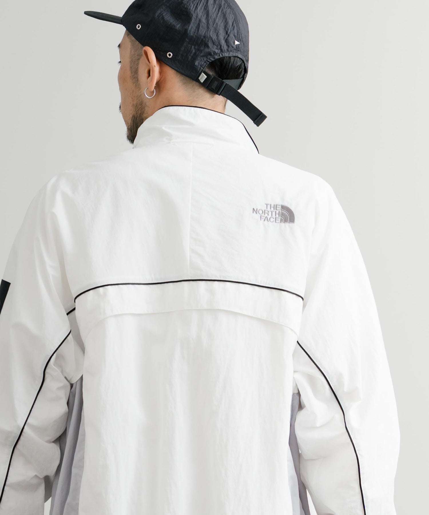 日本未展開モデル THE NORTH FACE ザ・ノースフェイス WHITE LABEL ホワイトレーベル KICKFLEX JACKET 配色切替パイピングロゴ刺繍ナイロンジャケット 15063