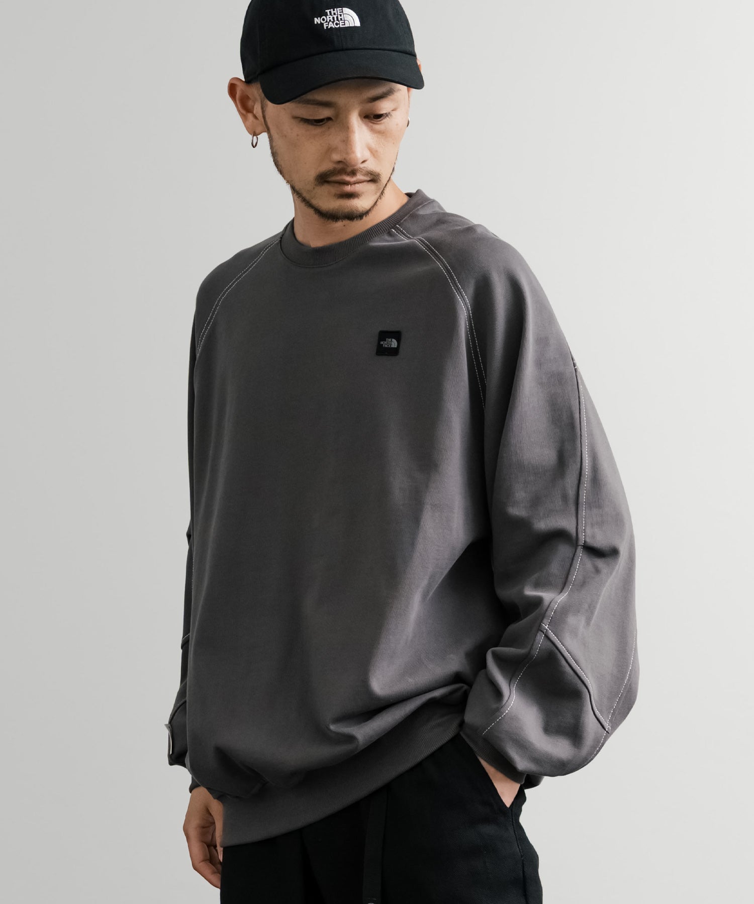 日本未展開モデル THE NORTH FACE ザ・ノースフェイス WHITE LABEL ホワイトレーベル MINI BOX STITCH SWEATSHIRTS オーバーサイズミニボックスロゴ刺繍ステッチスウェット 15064