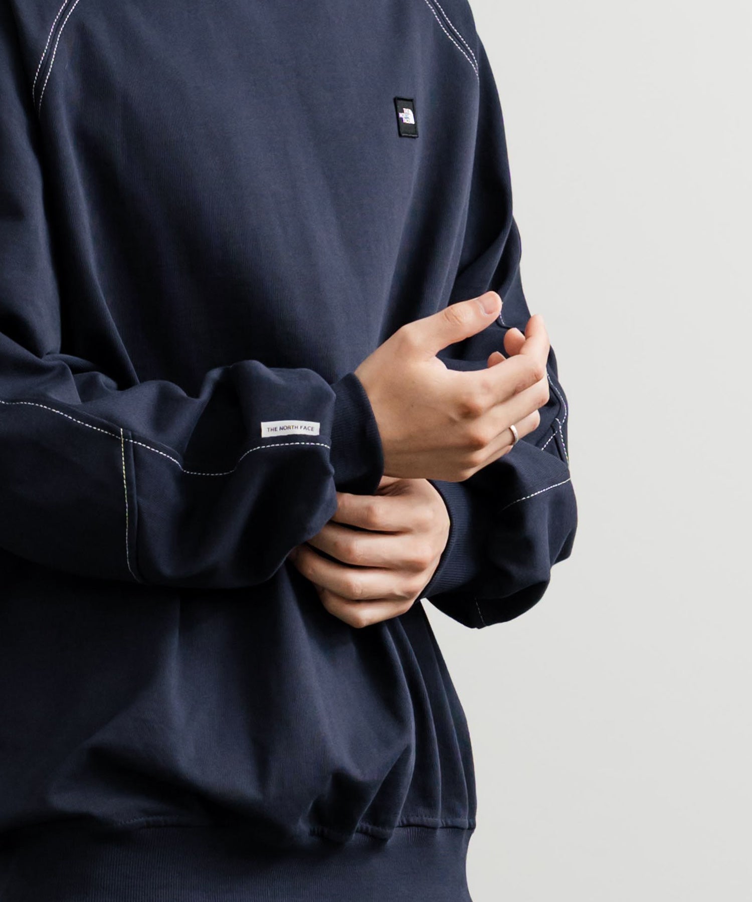日本未展開モデル THE NORTH FACE ザ・ノースフェイス WHITE LABEL ホワイトレーベル MINI BOX STITCH SWEATSHIRTS オーバーサイズミニボックスロゴ刺繍ステッチスウェット 15064