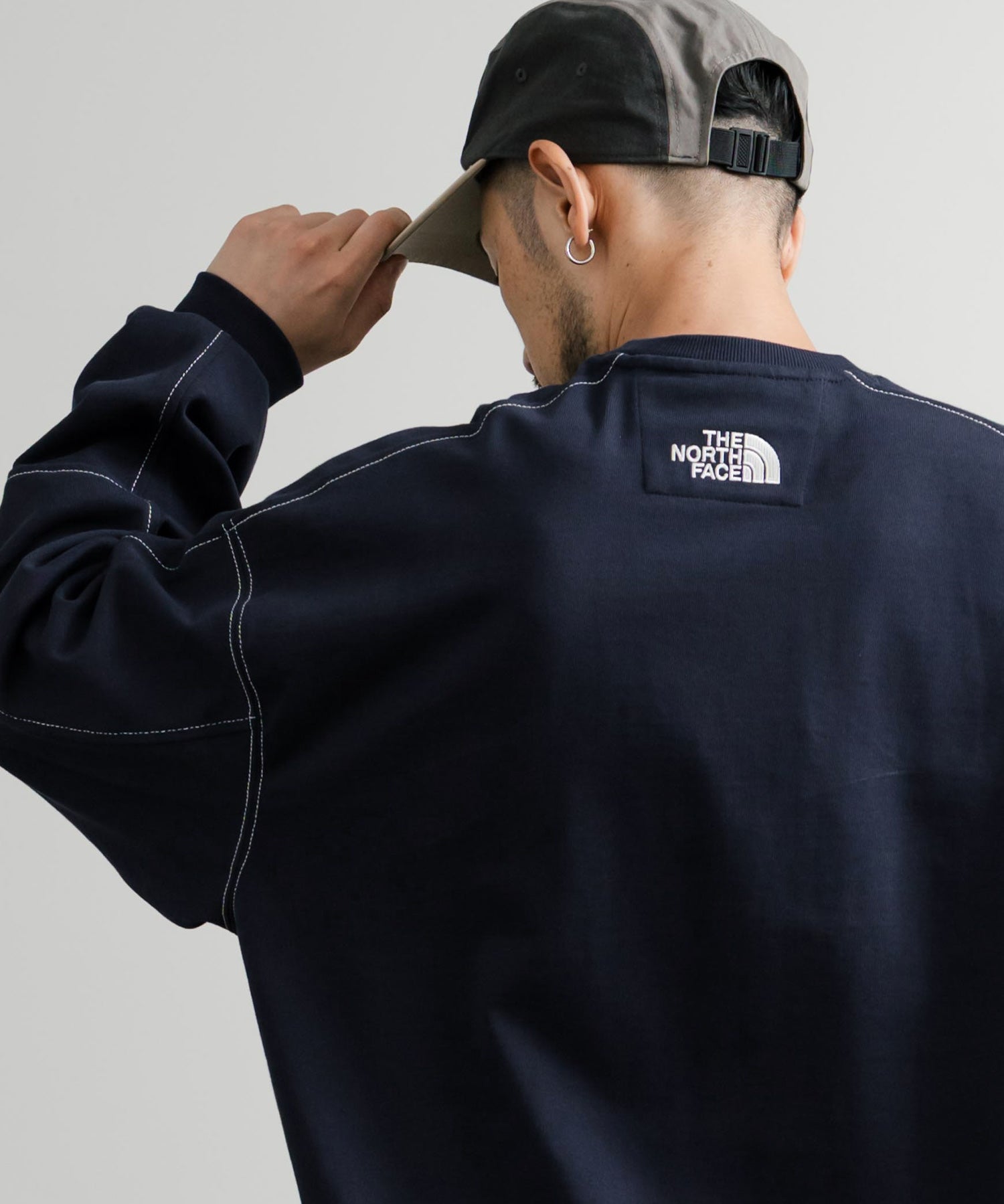 日本未展開モデル THE NORTH FACE ザ・ノースフェイス WHITE LABEL ホワイトレーベル MINI BOX STITCH SWEATSHIRTS オーバーサイズミニボックスロゴ刺繍ステッチスウェット 15064