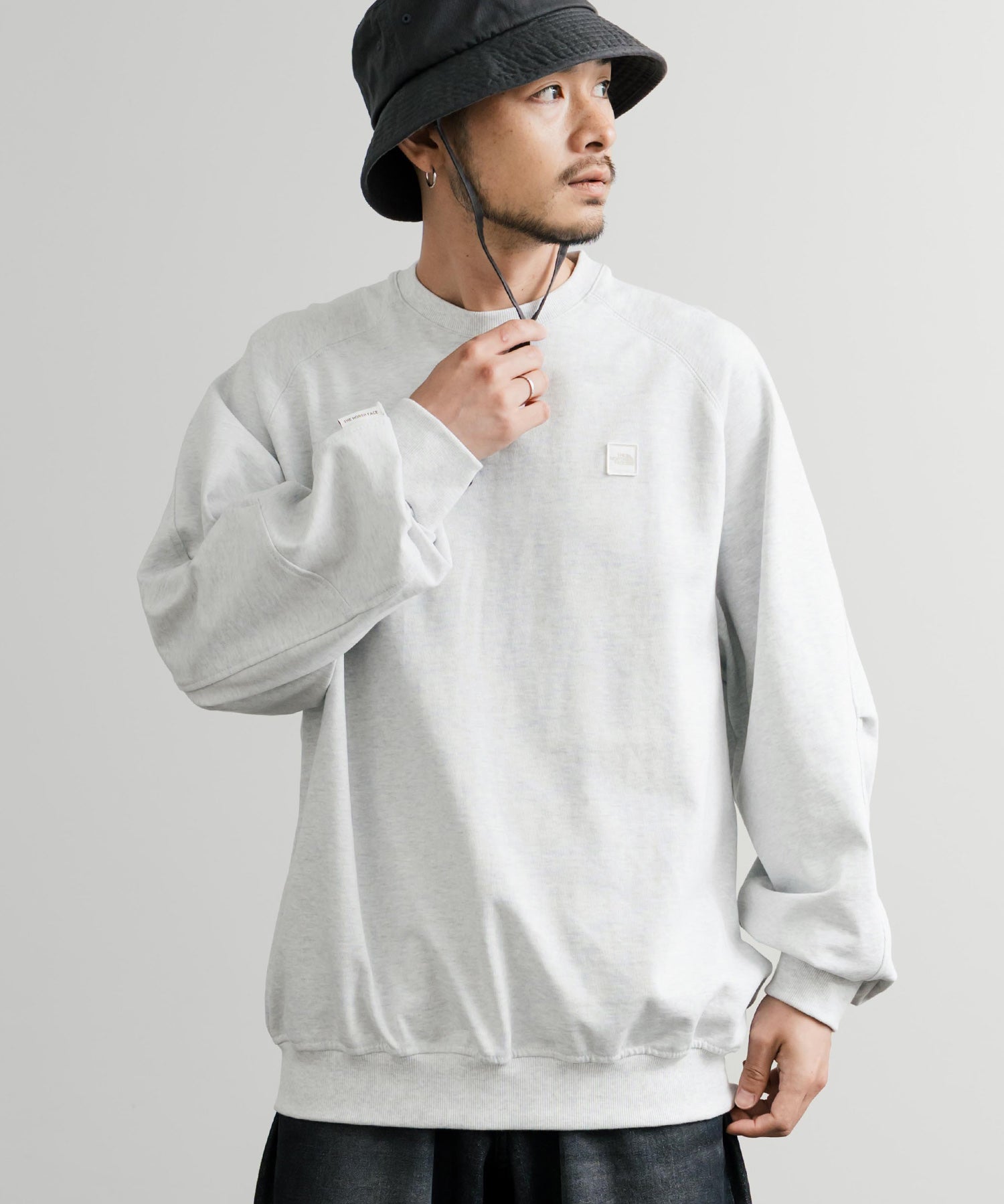 日本未展開モデル THE NORTH FACE ザ・ノースフェイス WHITE LABEL ホワイトレーベル MINI BOX STITCH SWEATSHIRTS オーバーサイズミニボックスロゴ刺繍ステッチスウェット 15064