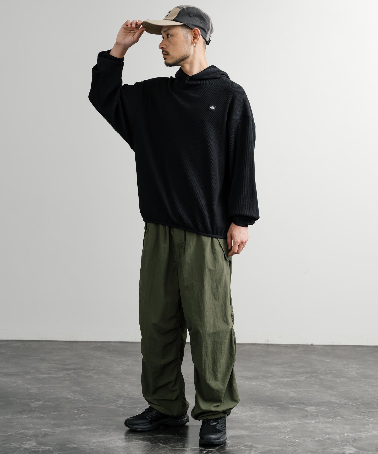 日本未展開モデル THE NORTH FACE ザ・ノースフェイス WHITE LABEL ホワイトレーベル WAFFLE HOOD PULLOVER オーバーサイズワッフルミニボックスロゴ刺繍パーカー 15065