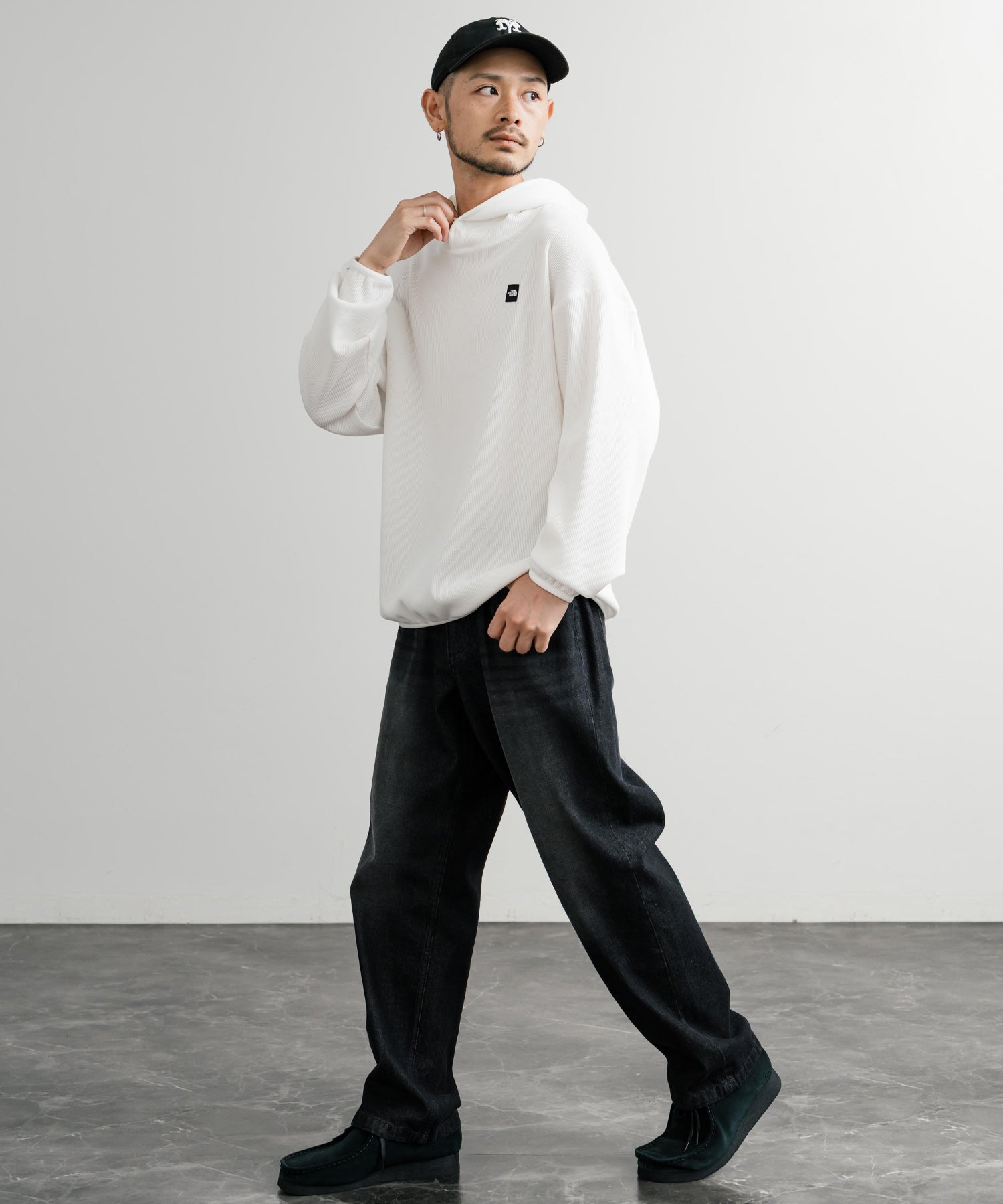 日本未展開モデル THE NORTH FACE ザ・ノースフェイス WHITE LABEL ホワイトレーベル WAFFLE HOOD PULLOVER オーバーサイズワッフルミニボックスロゴ刺繍パーカー 15065