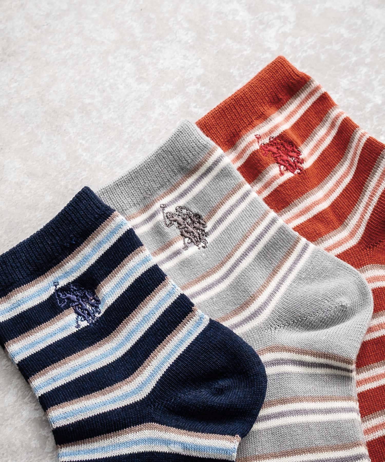 U.S. POLO ASSN. ユーエスポロアッスン マルチボーダーワンポイントロゴ刺繍3足アソートクォーター丈ソックス 15071