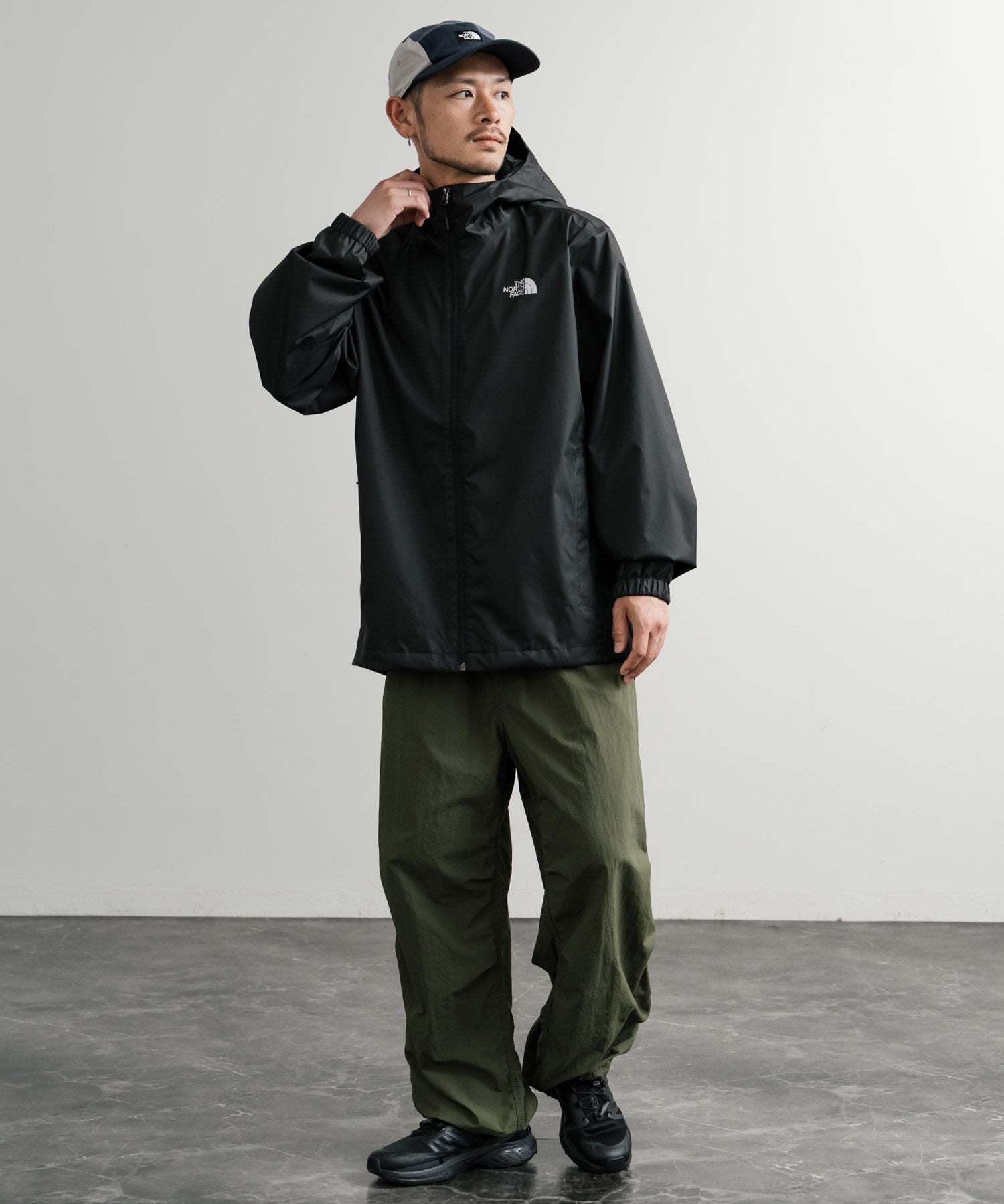 THE NORTH FACE QUEST JACKET ワンポイントロゴDRYVENTマウンテンパーカー/マンパ 15105