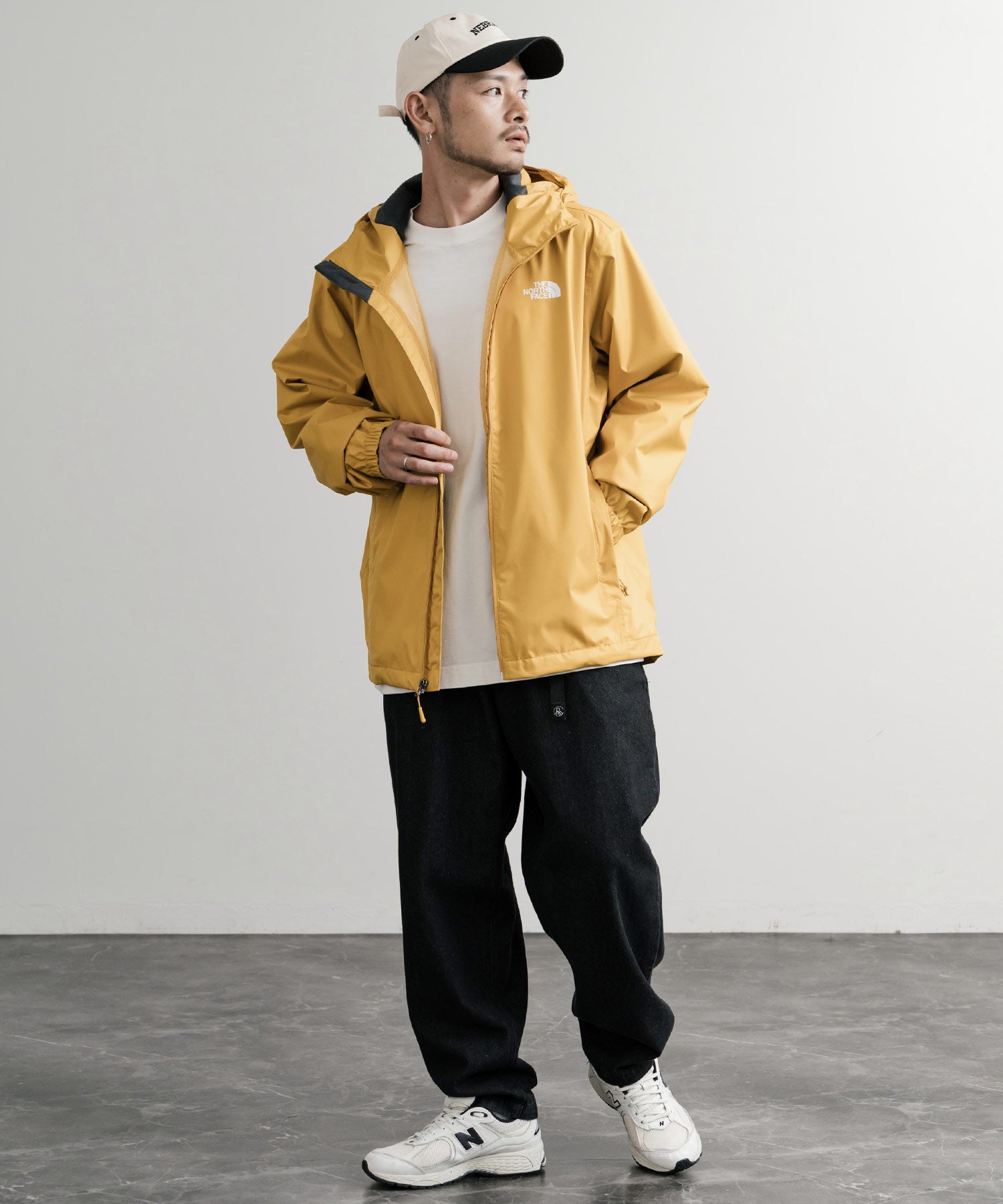 希少　the north face マウンテンパーカー THE NORTH FACE（ザ ノースフェイス） マウンテンパーカー M ベージュ