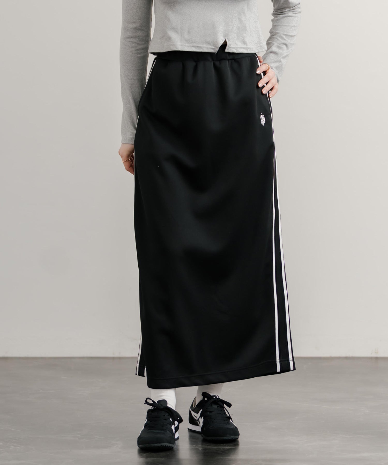 15106_blk_1.jpg