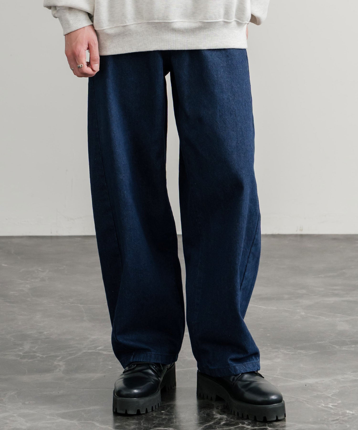 GERRY ジェリー UVカット ルーズシルエットワンポイントロゴ刺繍バレル