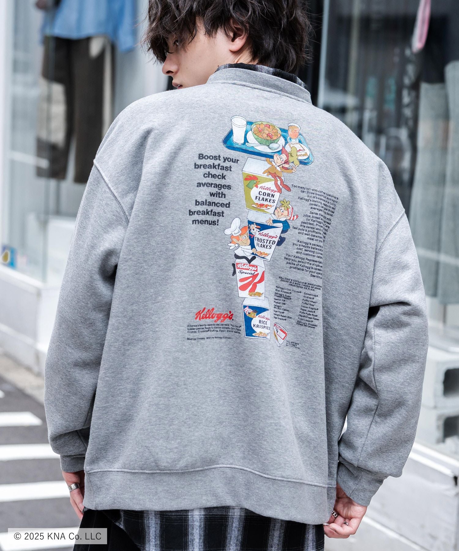 Kellogg's 別注コラボ オーバーサイズヴィンテージライクグラフィックプリント裏起毛スウェットトレーナー 15117