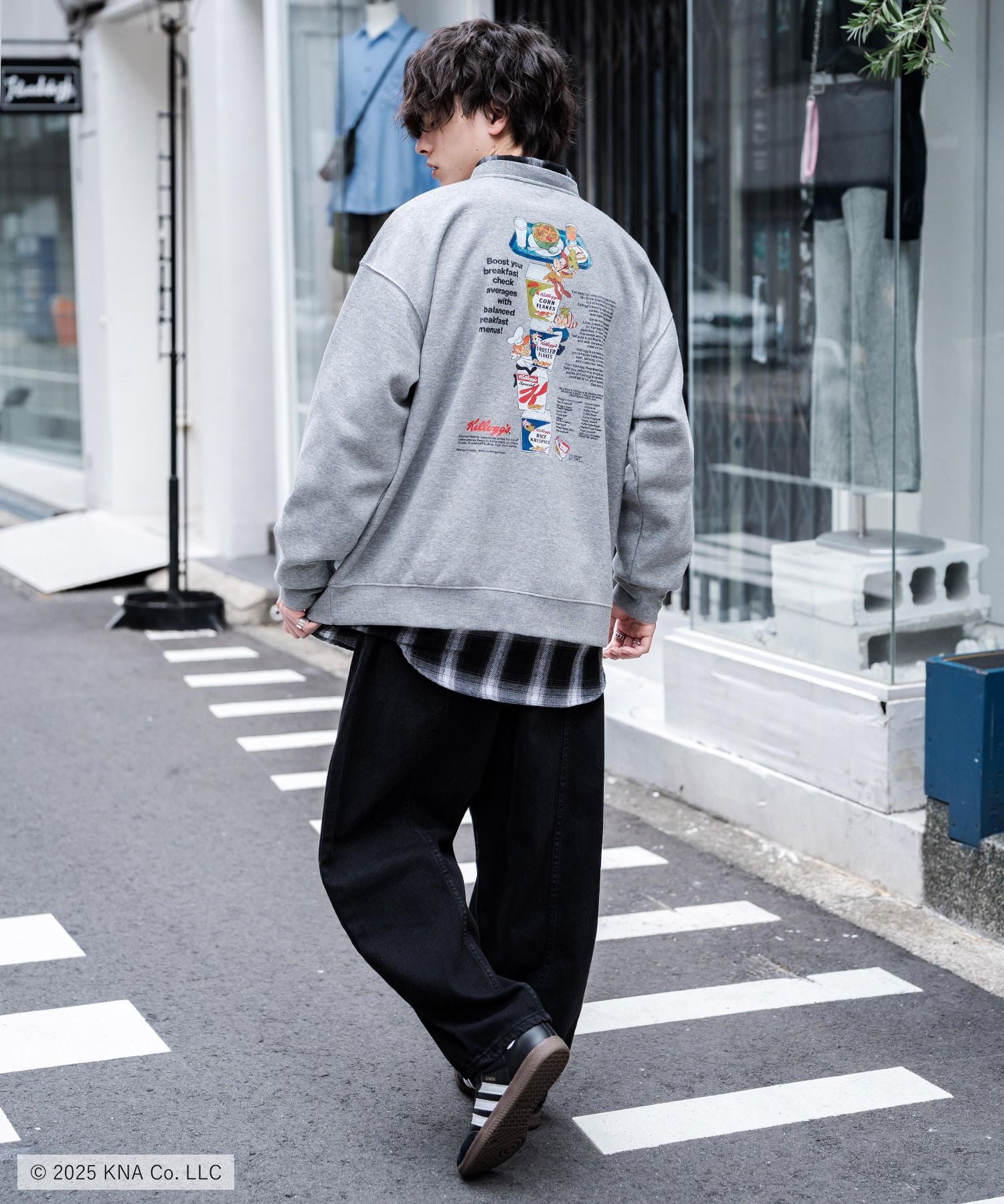 Kellogg's 別注コラボ オーバーサイズヴィンテージライクグラフィックプリント裏起毛スウェットトレーナー 15117