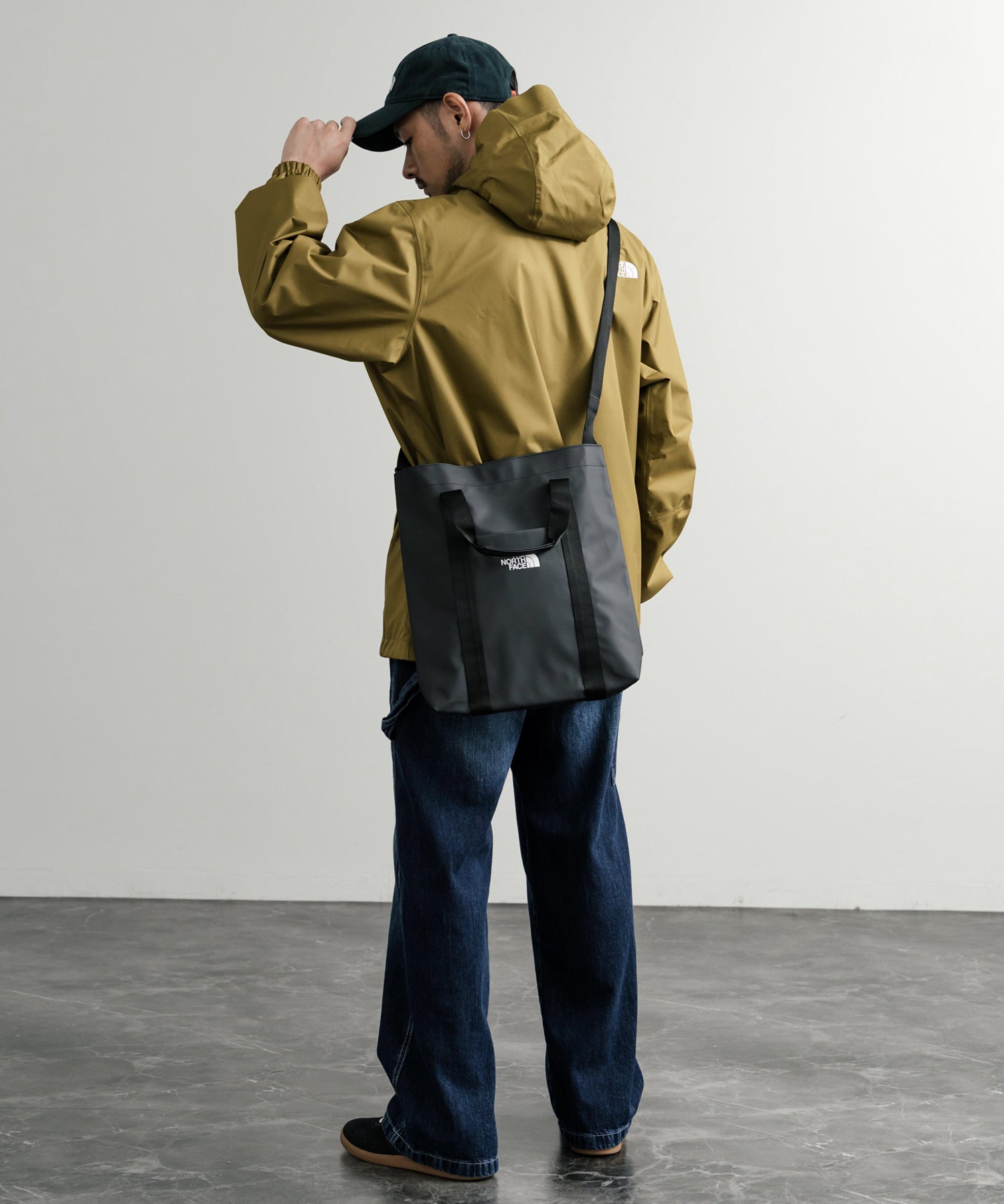 THE NORTH FACE ザ・ノースフェイス URBAN CROSS BAG/アーバンクロスバッグ ワンポイントロゴ2WAYバッグ 15152