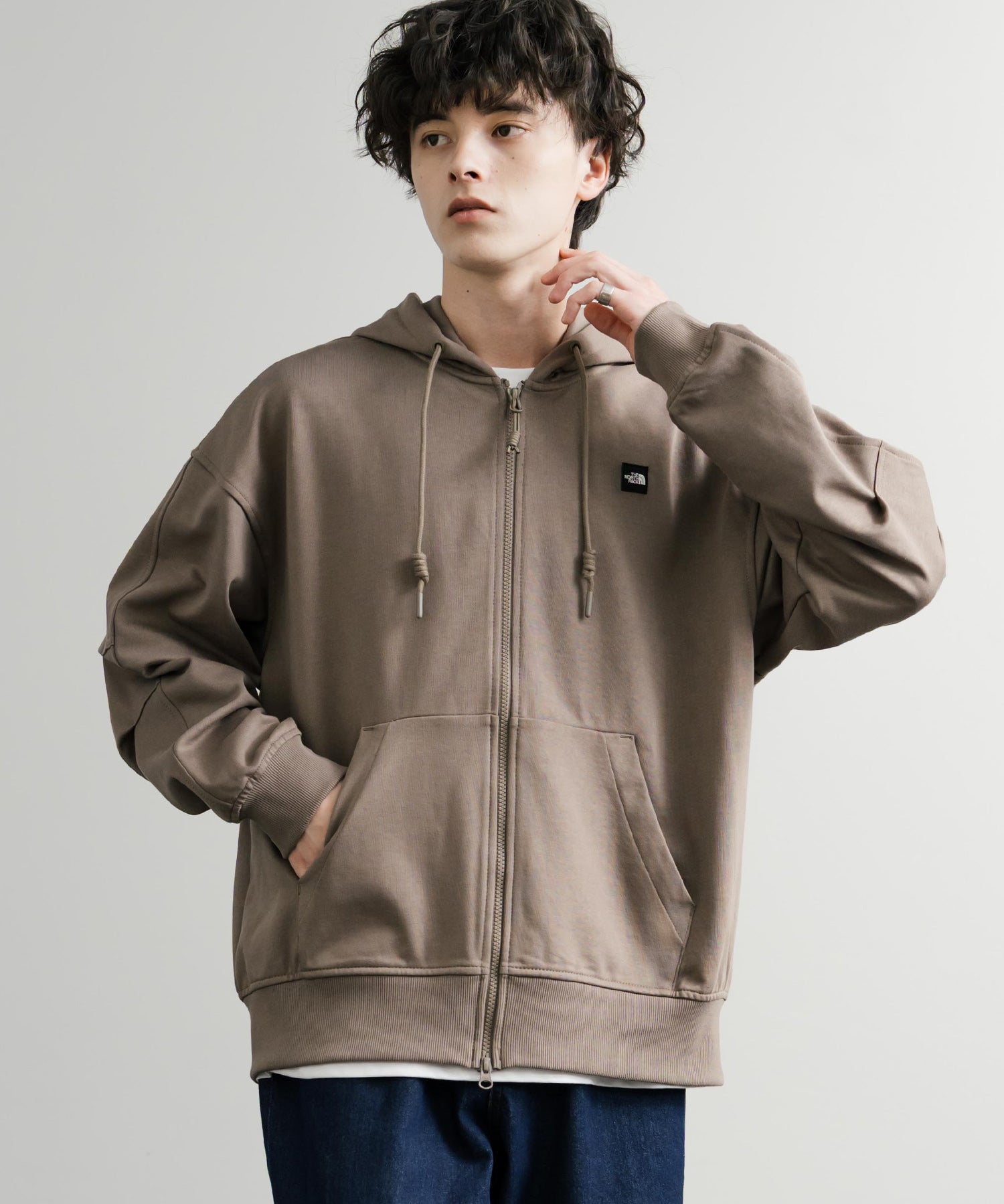日本未展開モデル THE NORTH FACE ザ・ノースフェイス WHITE LABEL ホワイトレーベル ESSENTIAL HOOD ZIP UP エッセンシャルフードジップアップパーカー 15154