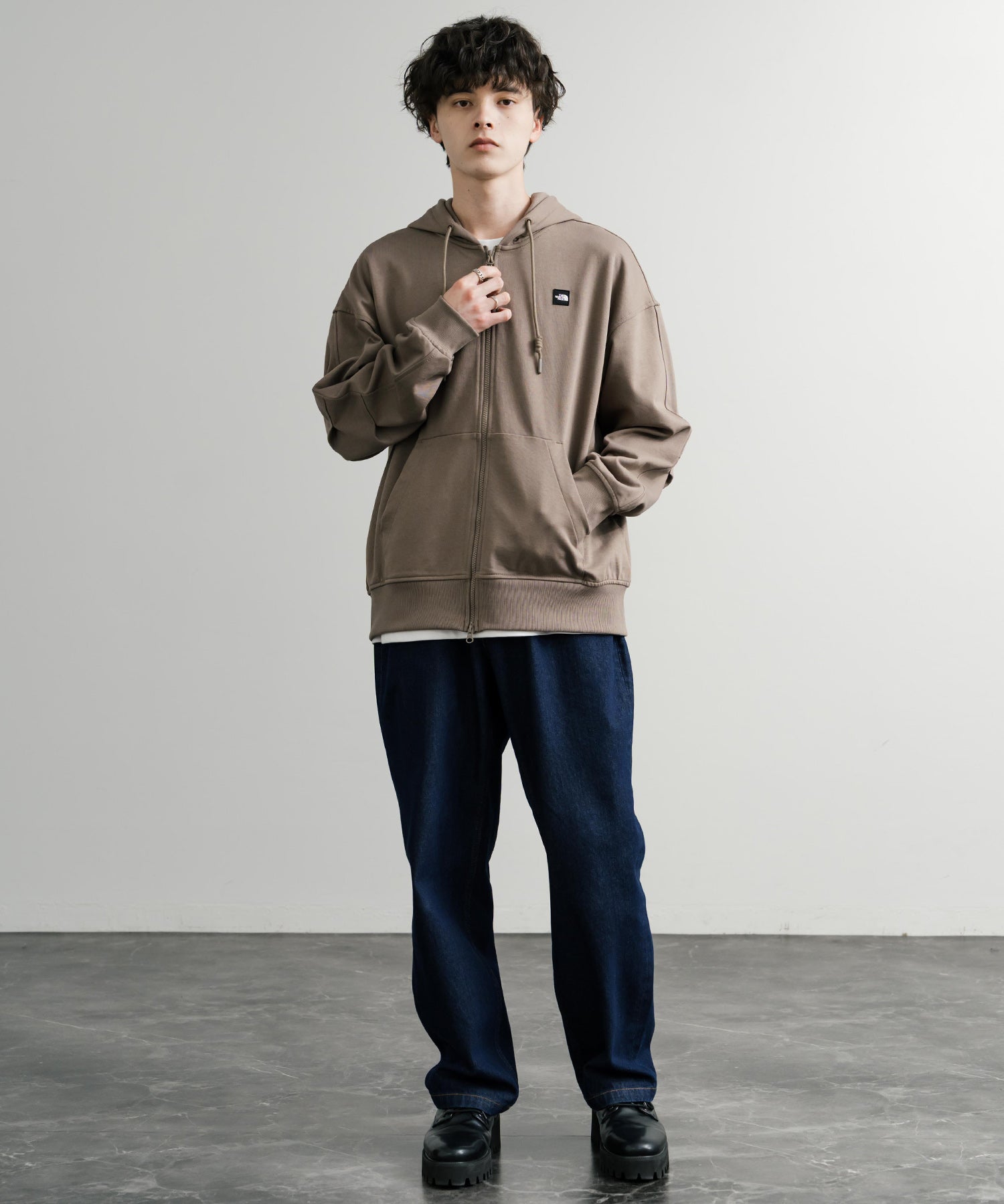 日本未展開モデル THE NORTH FACE ザ・ノースフェイス WHITE LABEL ホワイトレーベル ESSENTIAL HOOD ZIP UP エッセンシャルフードジップアップパーカー 15154