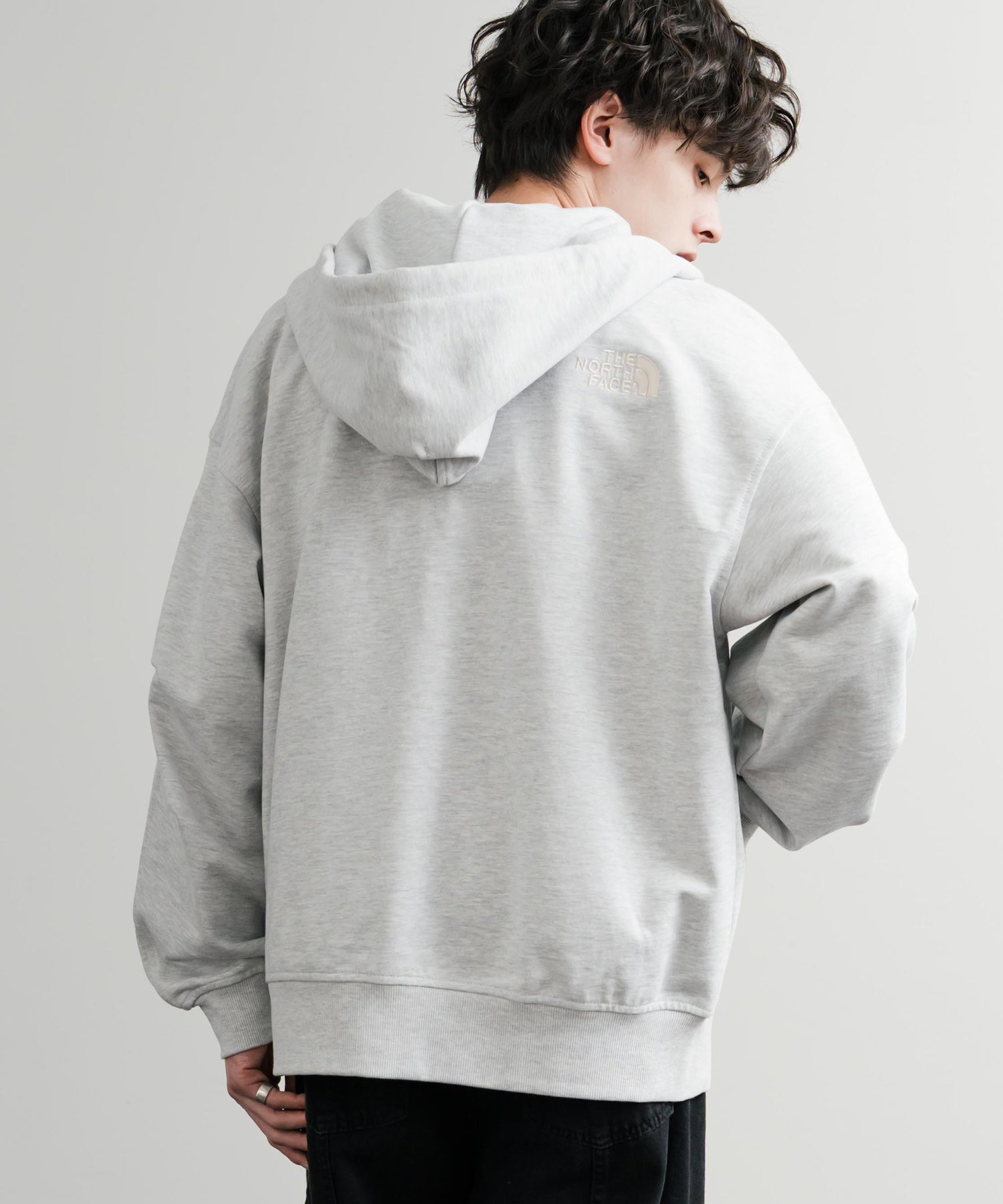 日本未展開モデル THE NORTH FACE ザ・ノースフェイス WHITE LABEL ホワイトレーベル ESSENTIAL HOOD ZIP UP エッセンシャルフードジップアップパーカー 15154