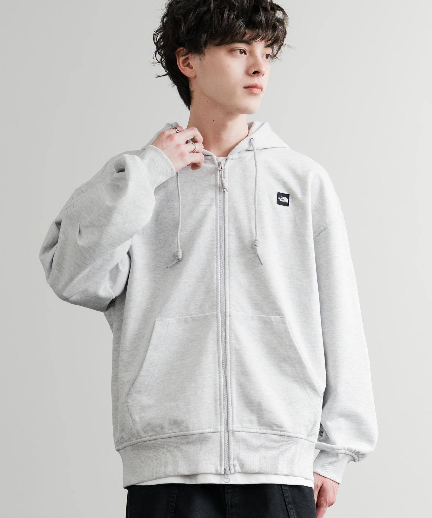 日本未展開モデル THE NORTH FACE ザ・ノースフェイス WHITE LABEL ホワイトレーベル ESSENTIAL HOOD ZIP UP エッセンシャルフードジップアップパーカー 15154