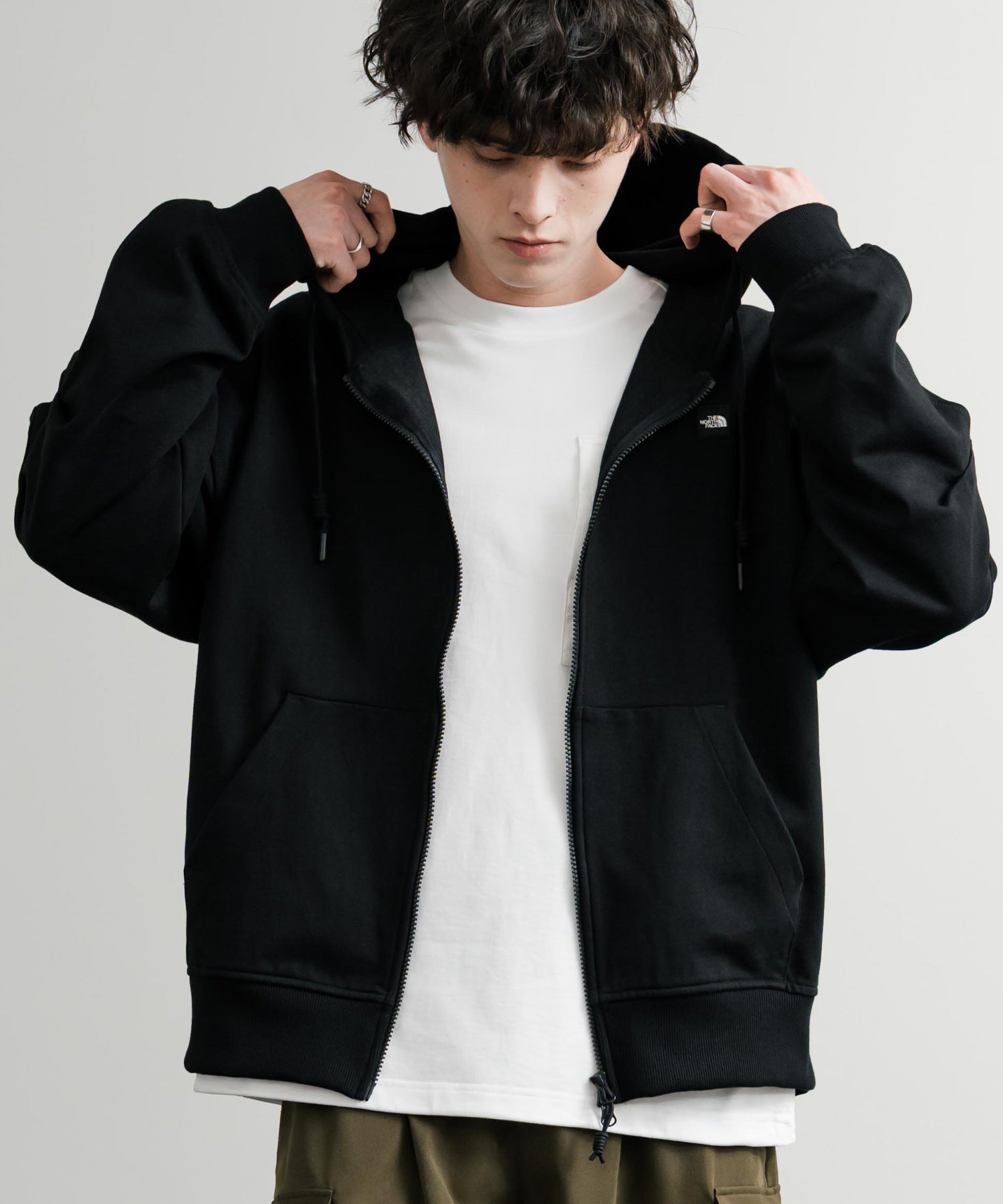 THE NORTH FACE エッセンシャル ノースフェイス　ホワイトレーベル 日本未展開モデル THE NORTH FACE ザ・ノースフェイス WHITE LABEL