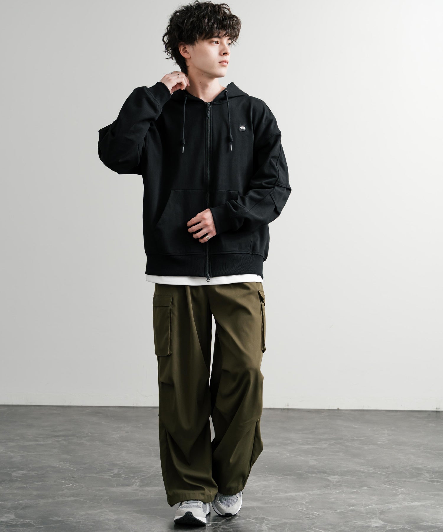 日本未展開モデル THE NORTH FACE ザ・ノースフェイス WHITE LABEL ホワイトレーベル ESSENTIAL HOOD ZIP UP エッセンシャルフードジップアップパーカー 15154