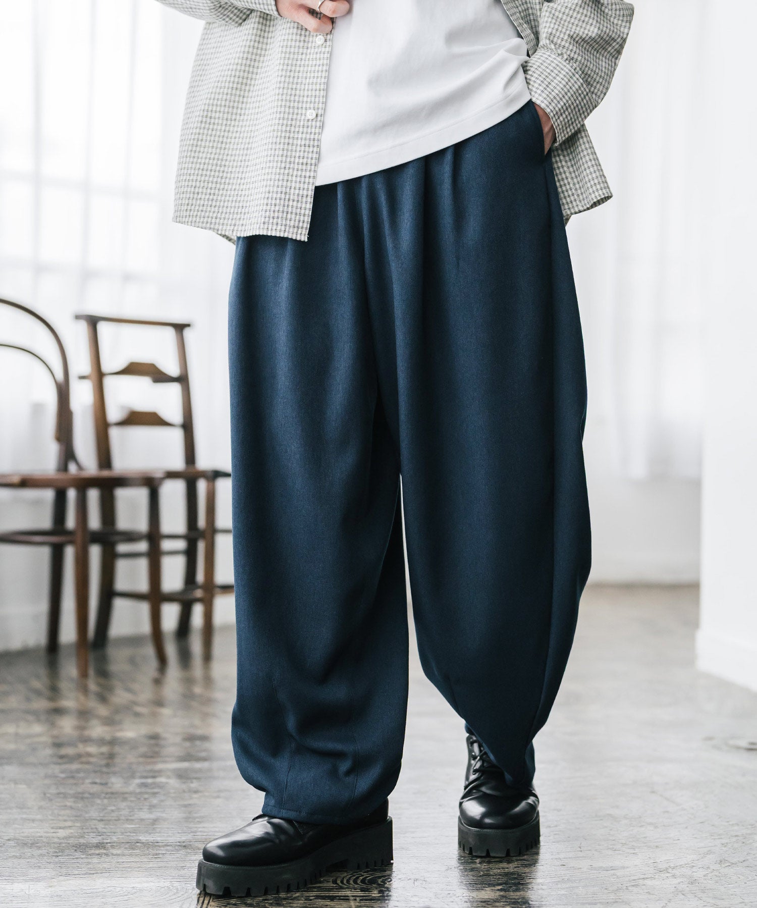 サージツイル2タックイージーワイドバルーンパンツ 15187