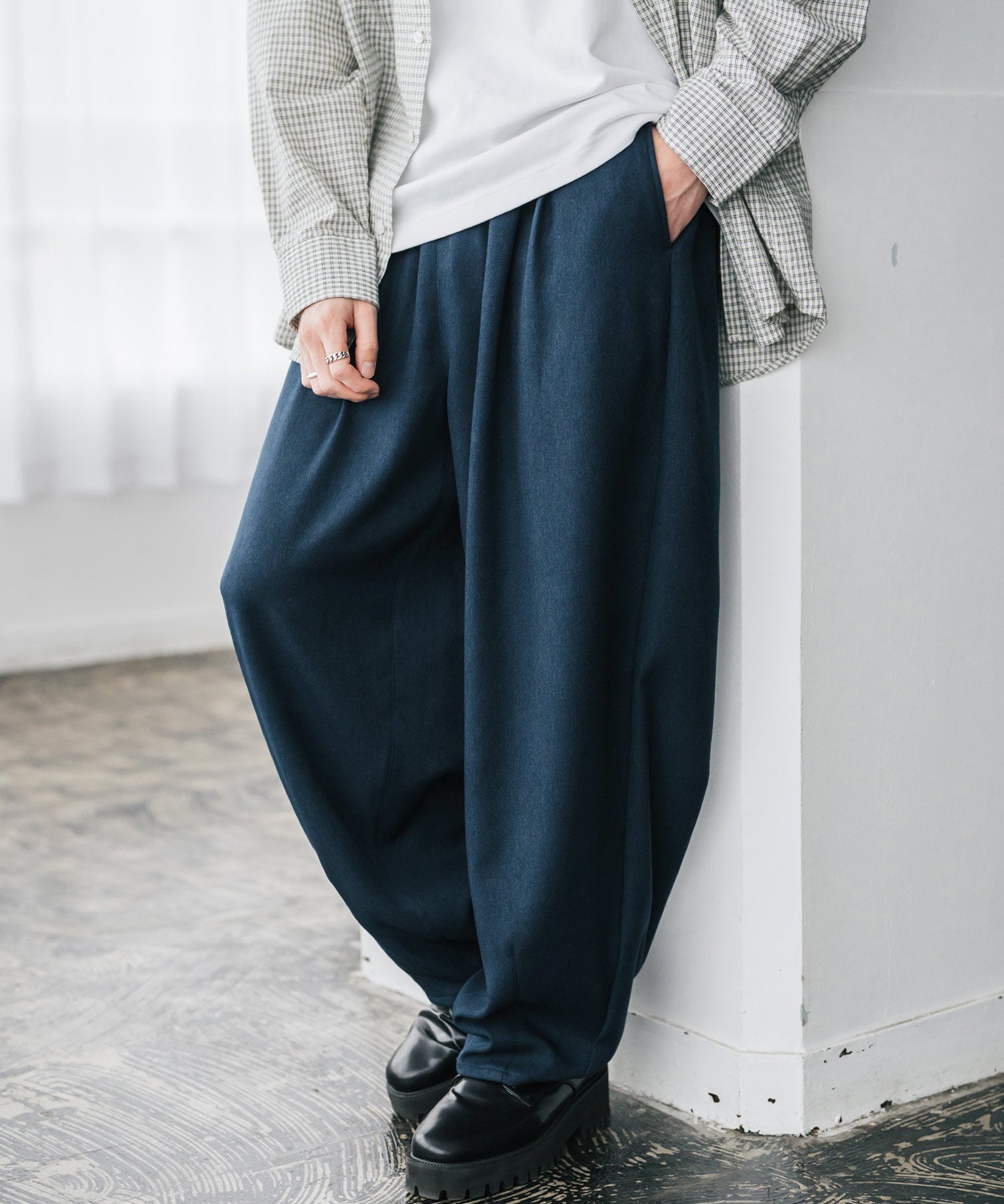 サージツイル2タックイージーワイドバルーンパンツ 15187