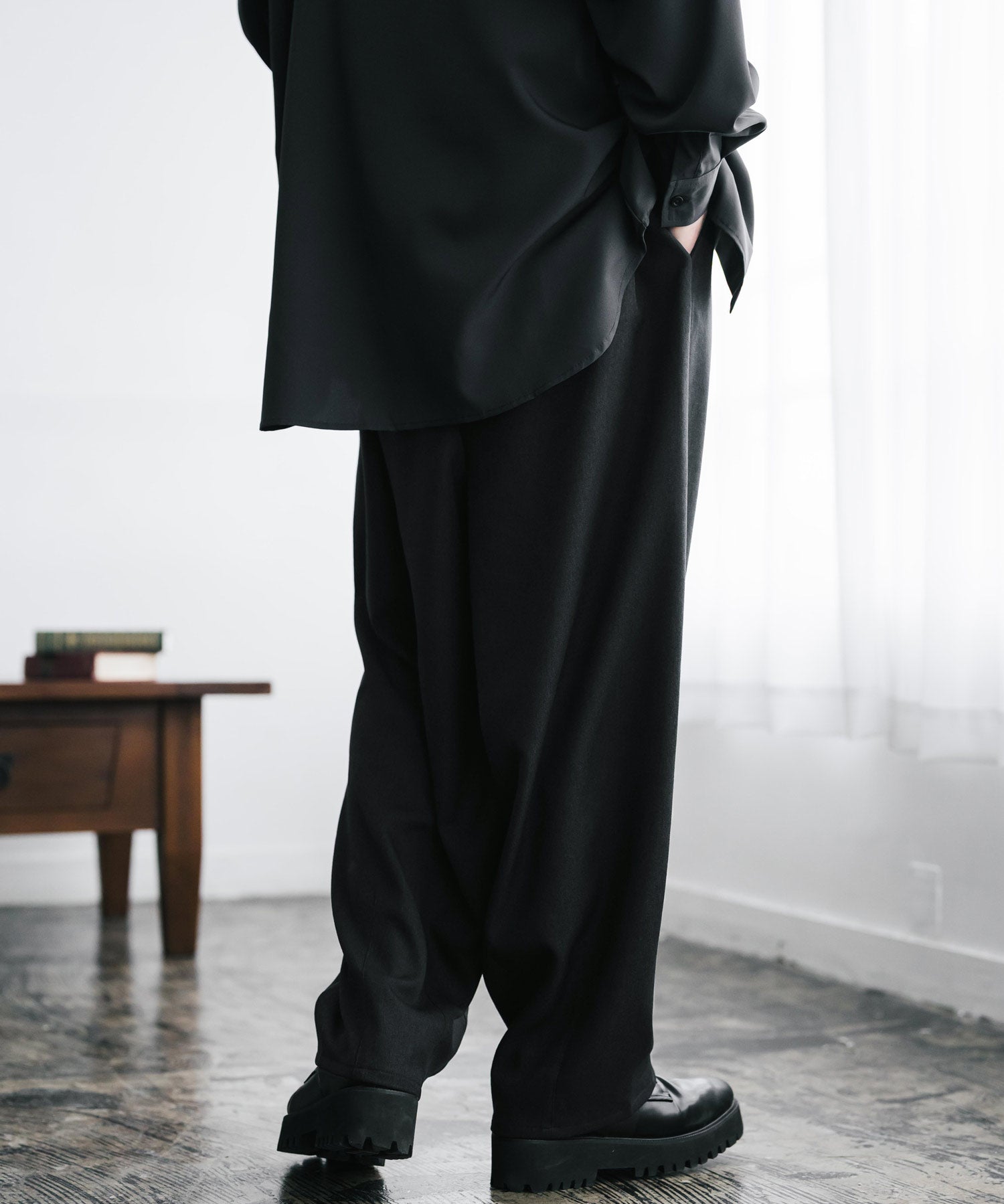 サージツイル2タックイージーワイドバルーンパンツ 15187