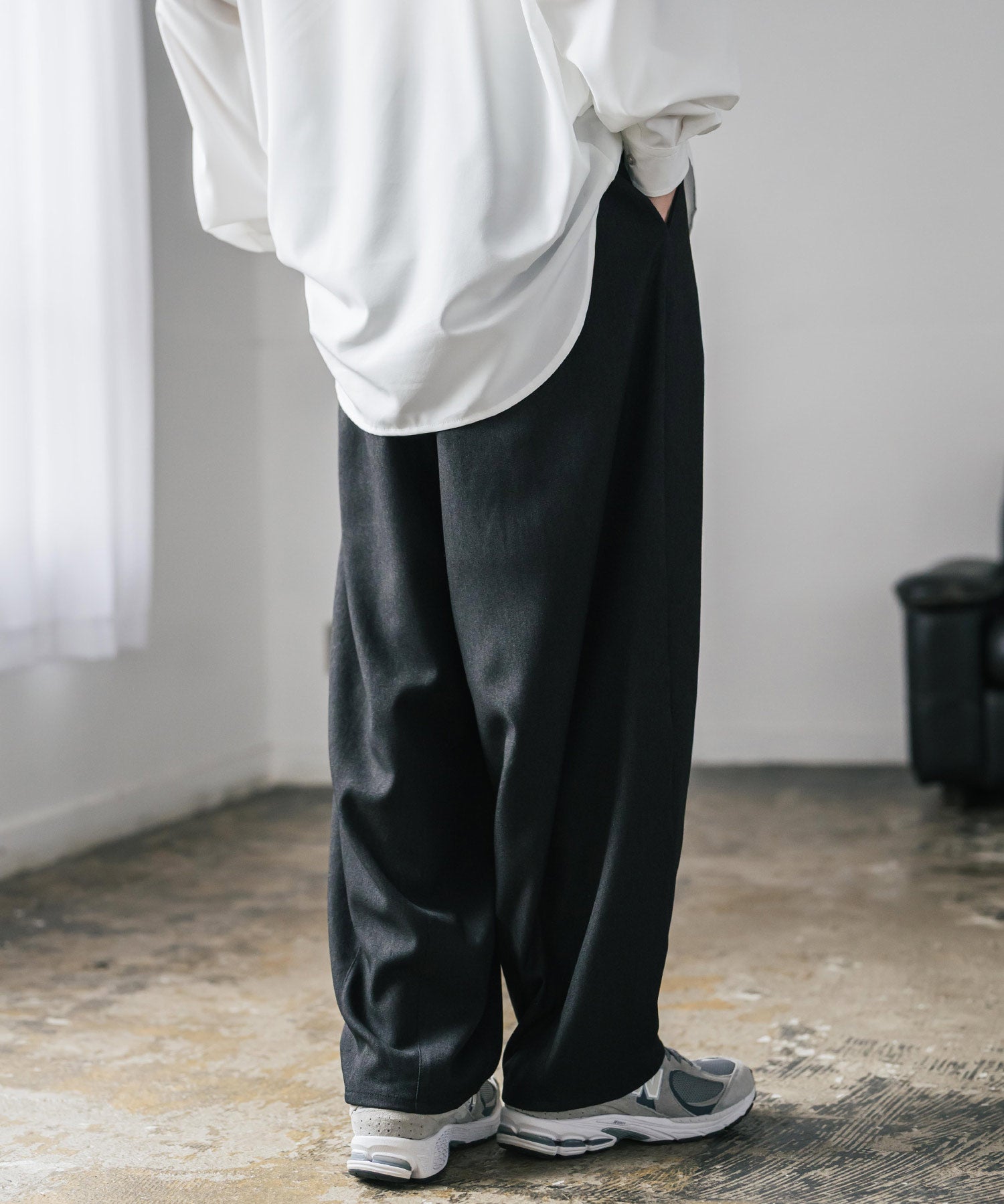 サージツイル2タックイージーワイドバルーンパンツ 15187