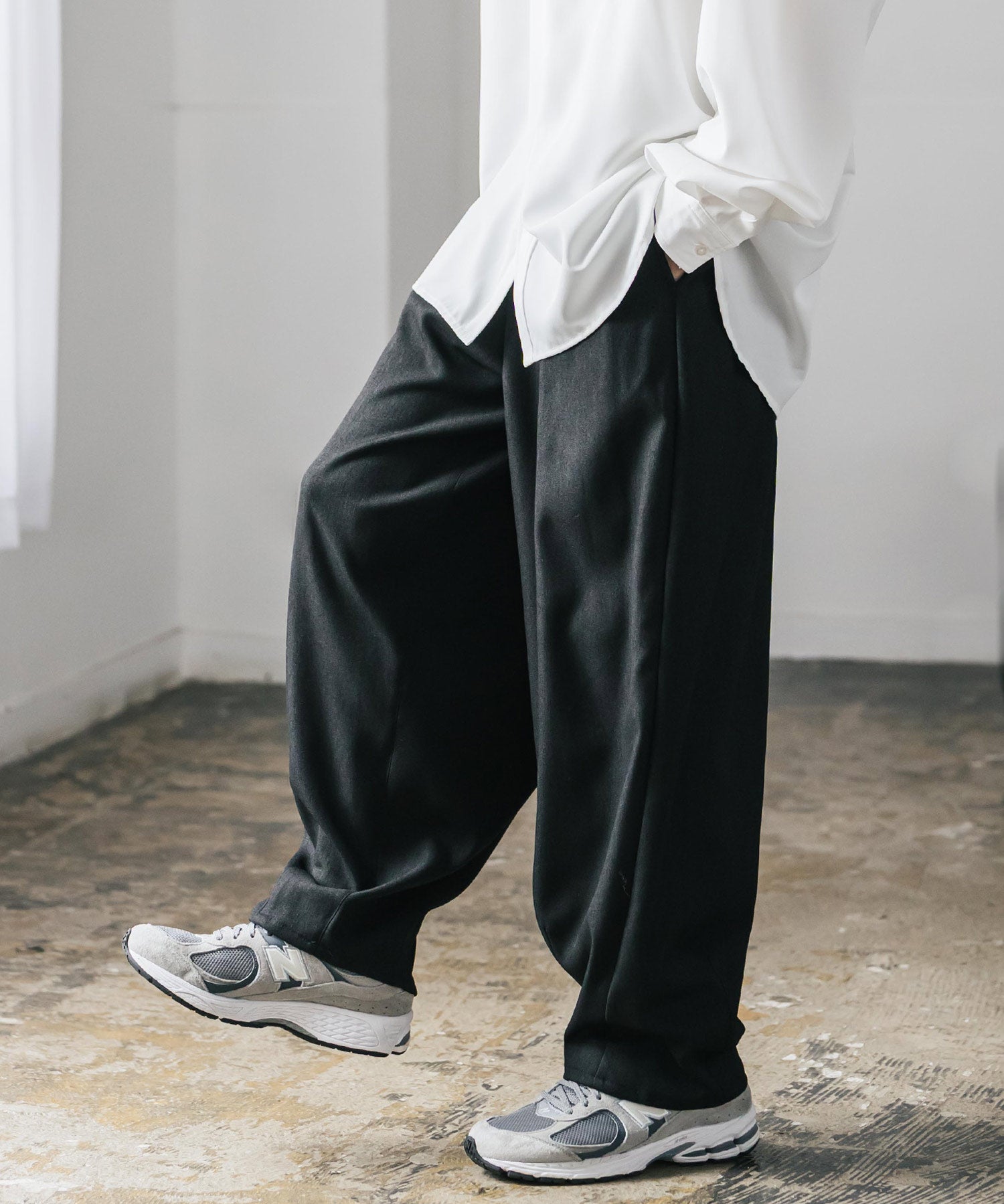 サージツイル2タックイージーワイドバルーンパンツ 15187