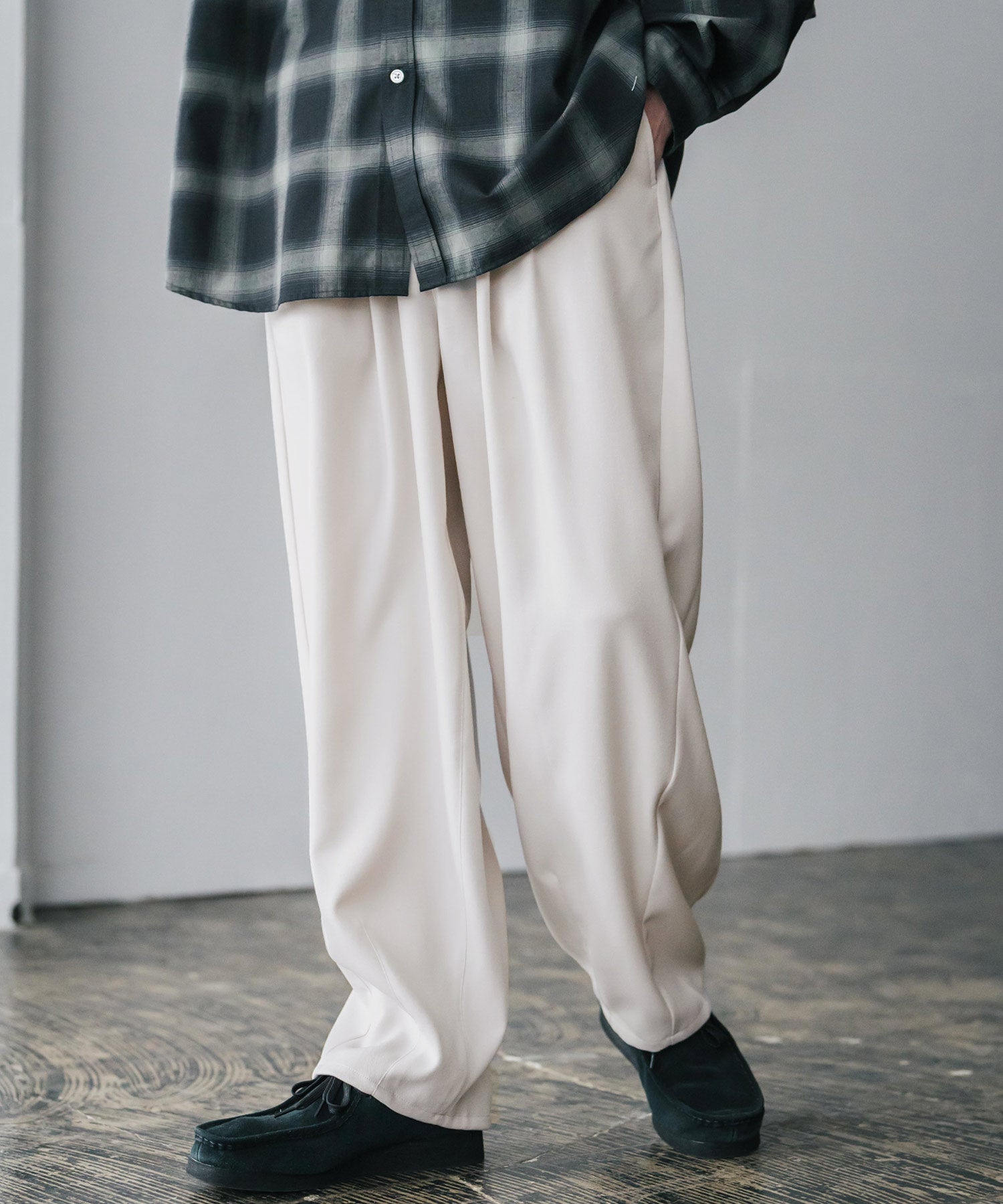 サージツイル2タックイージーワイドバルーンパンツ 15187